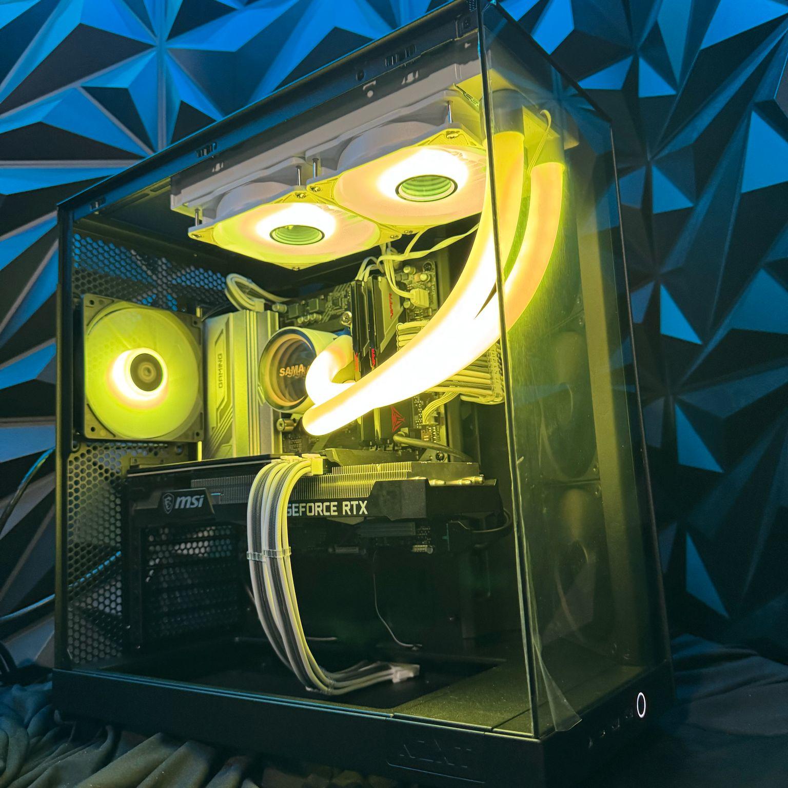 🌀Tusker Flow Glow🌀 Ryzen 5 7600X| RTX 3070| 32 GB DDR5| 2 TB NVME