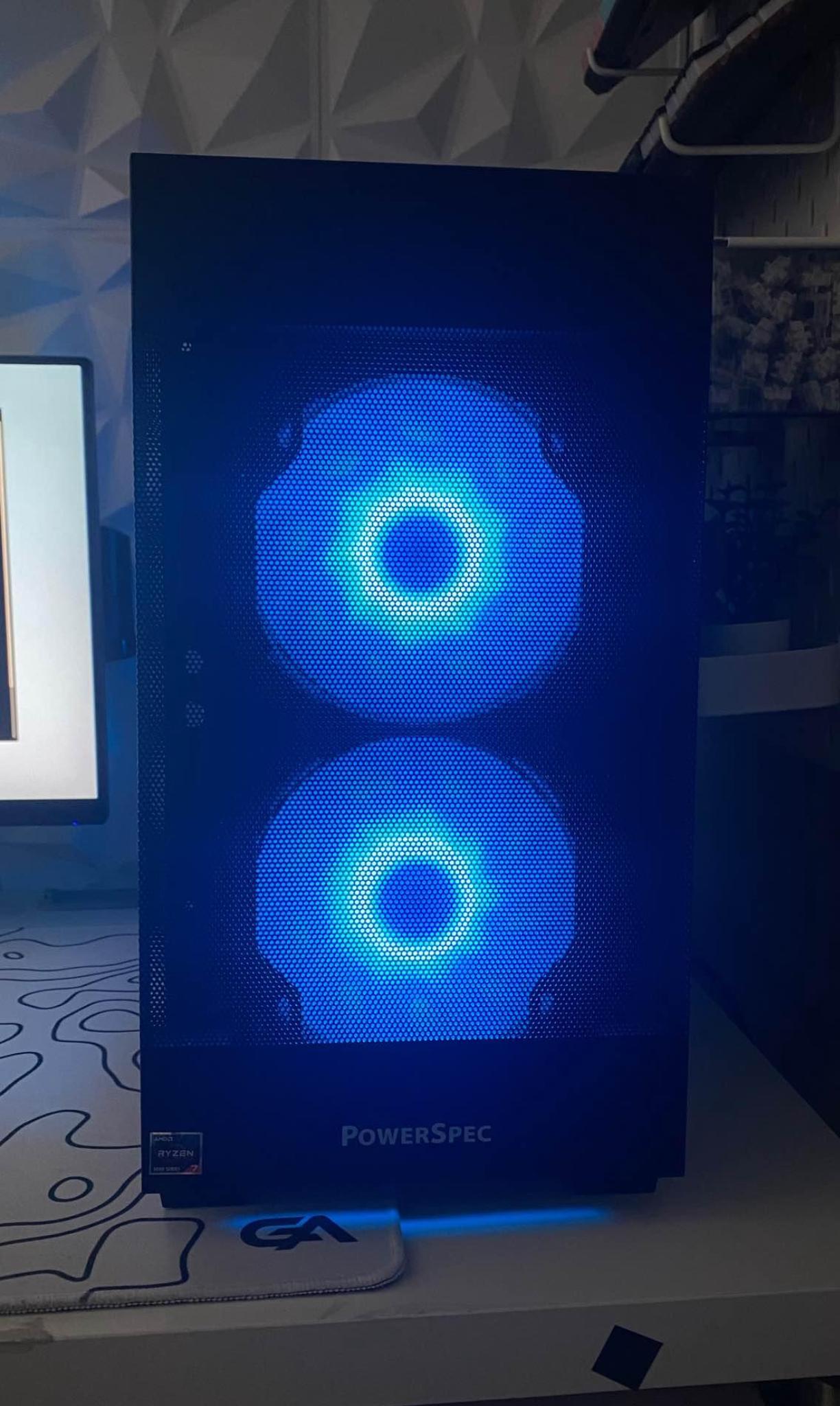 High End All Black Gaming Pc (5800x3D RX 7600 16GB RAM WIFI)