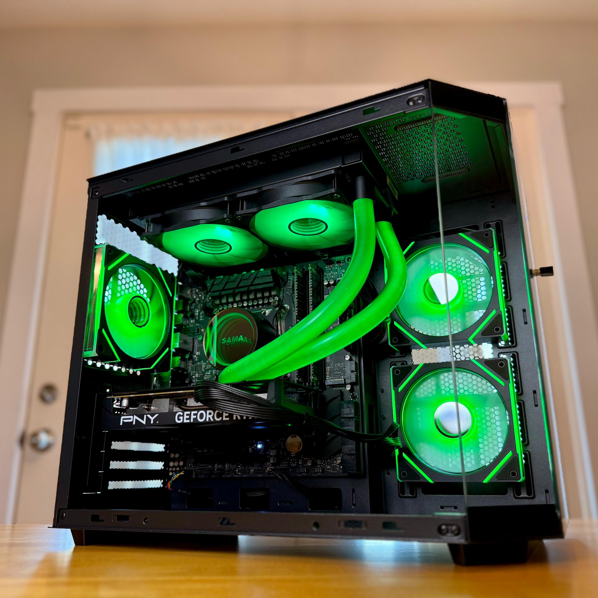 🐜▪️| RTX 4060 8gb, i7 7740x, 32gb Ram, 1tb SSD, WiFi Equipped ARGB Gaming PC
