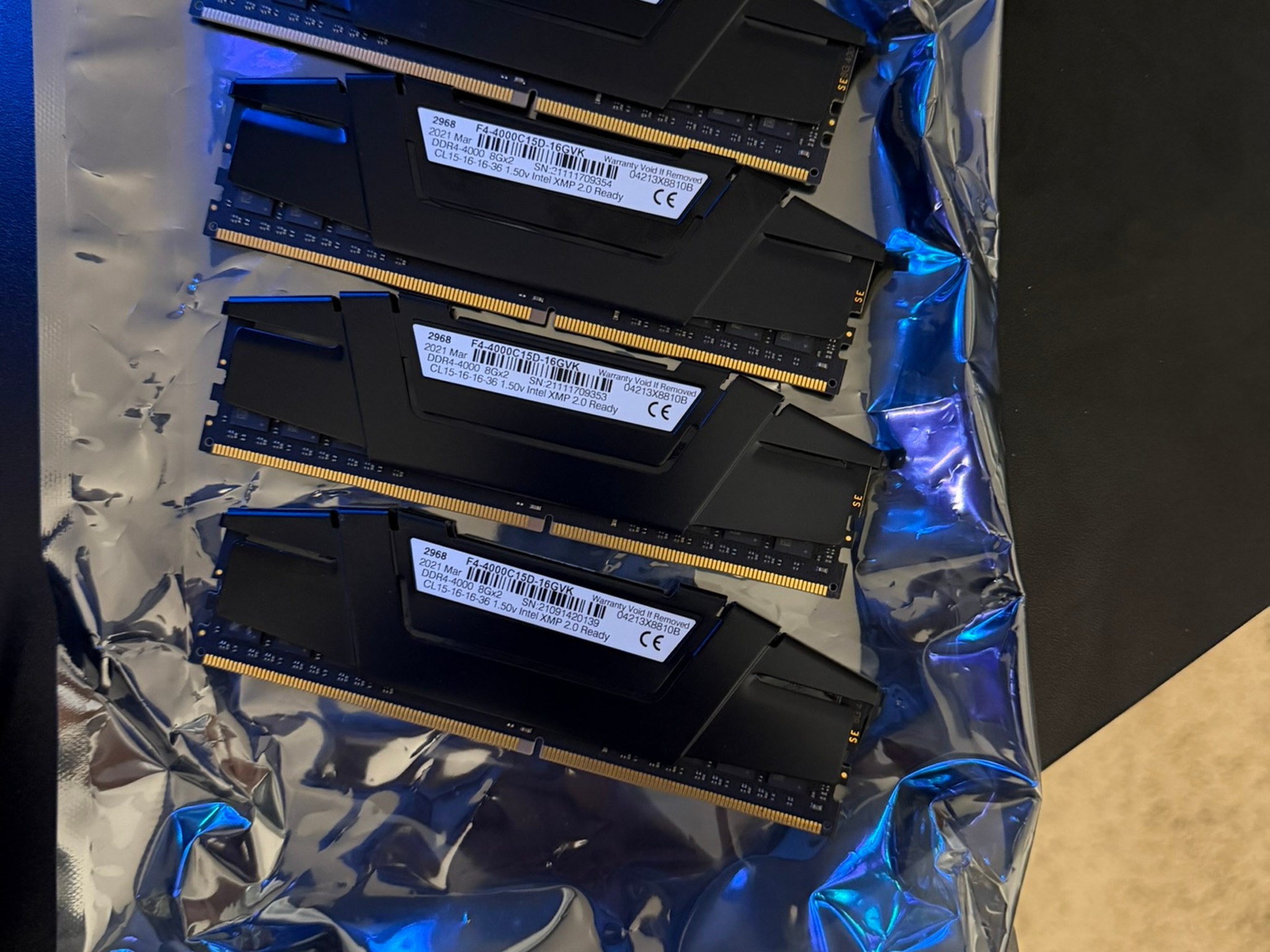 G.Skill Ripjaws V 32GB (4x8GB) DDR4 4000 CL15 B-Die — F4-4000C15-16GVK