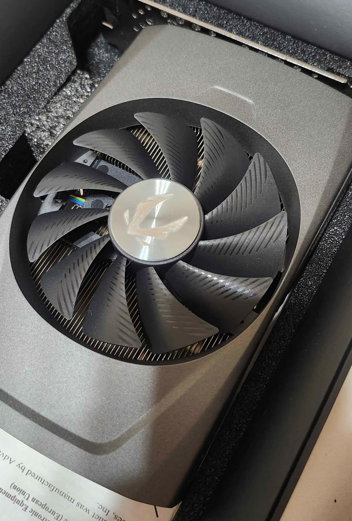 Zotac RTX 4060 SOLO