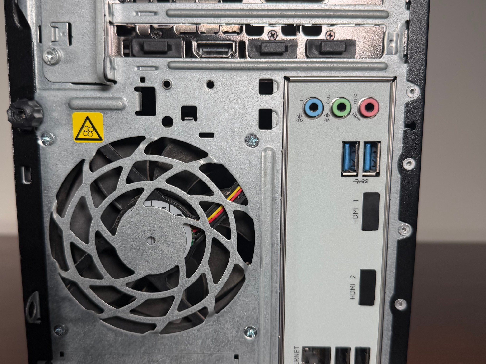 ⚡️1080p Powerhouse⚡️ i5 7400 | 16GB RAM | GTX 970 | 1.25TB Storage | Wi-Fi