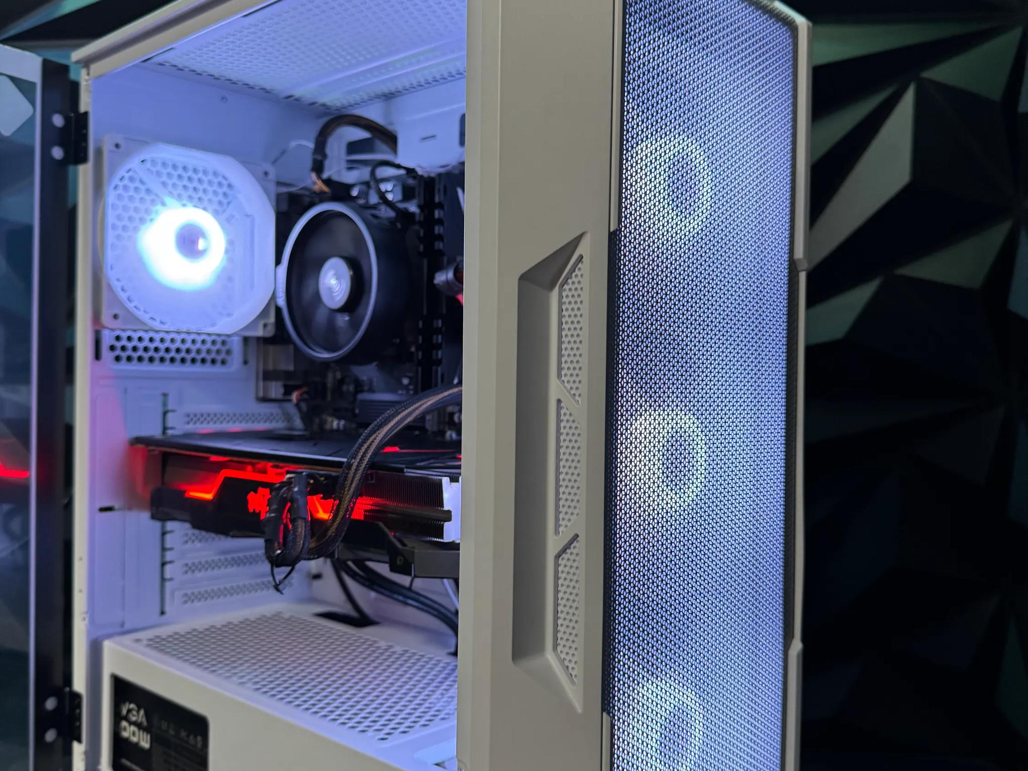 🔥🖥 Mid Daddy White🔥🖥 Ryzen 5 5500|| RX 5700XT| 16 GB DDR4| 1 TB NVMe