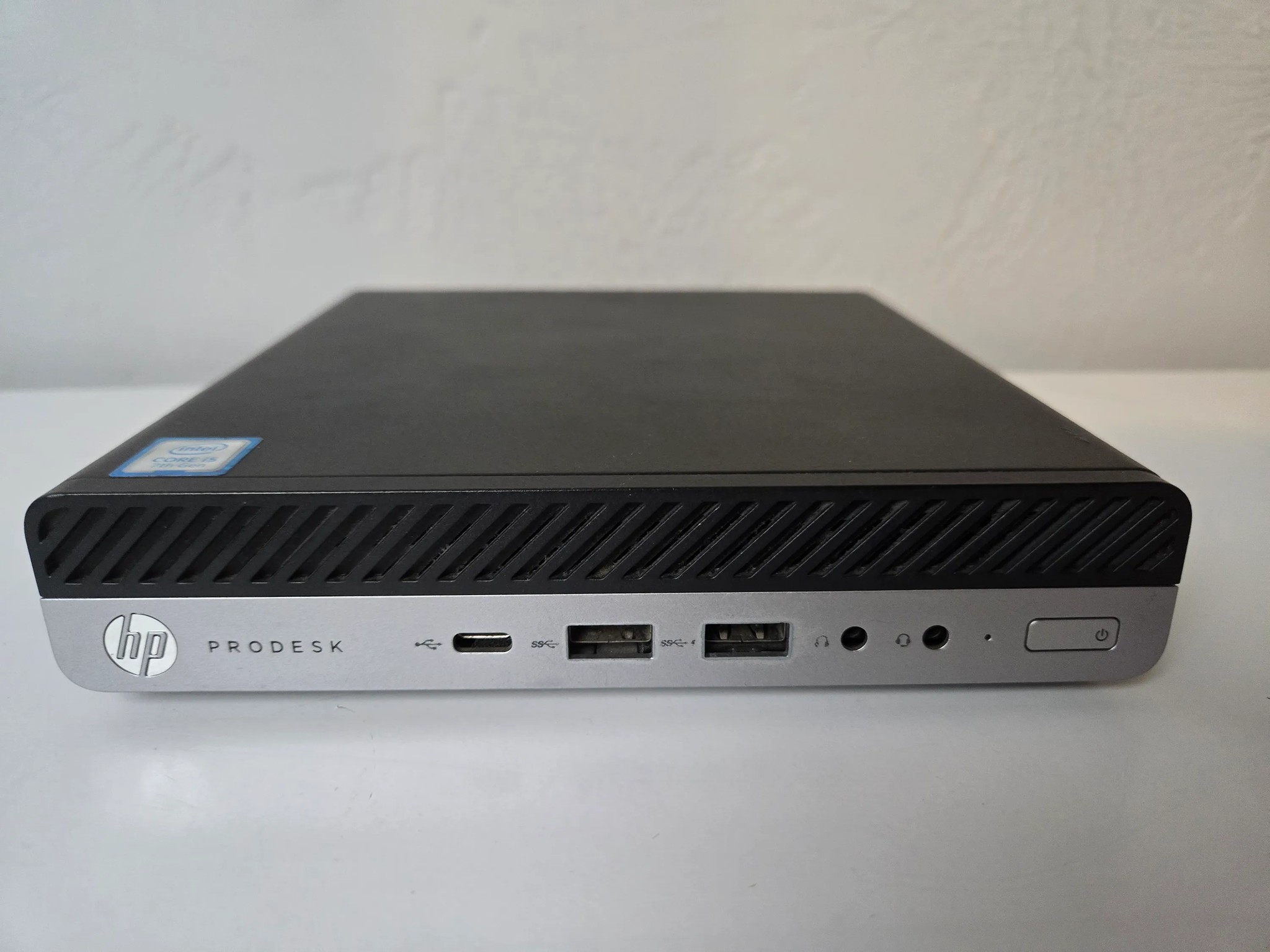 HP ProDesk 600 G3 i5-7500T CPU @ 2.70GHz, 8GB Ram, 256gb SSD