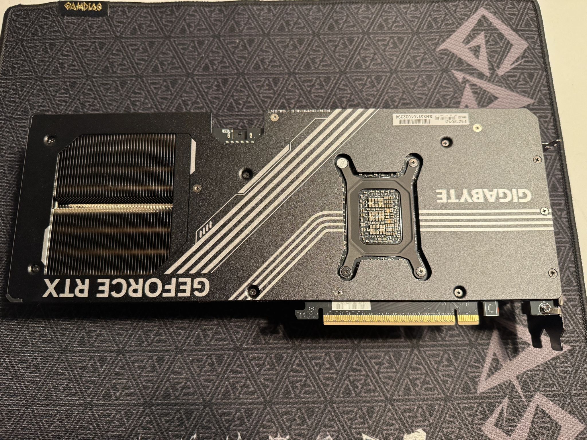 Gigabyte Windforce SFF RTX 5070Ti