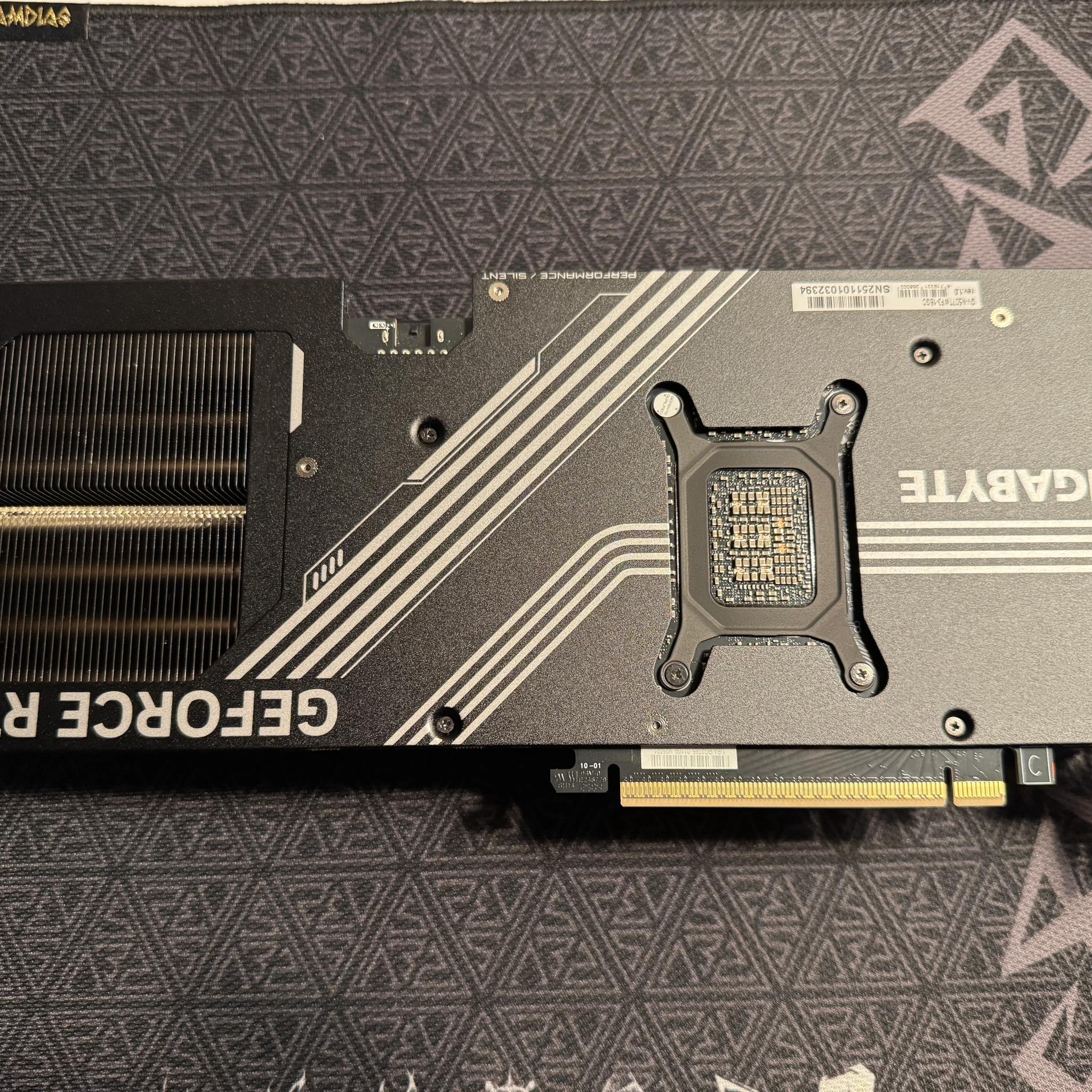 Gigabyte Windforce SFF RTX 5070Ti