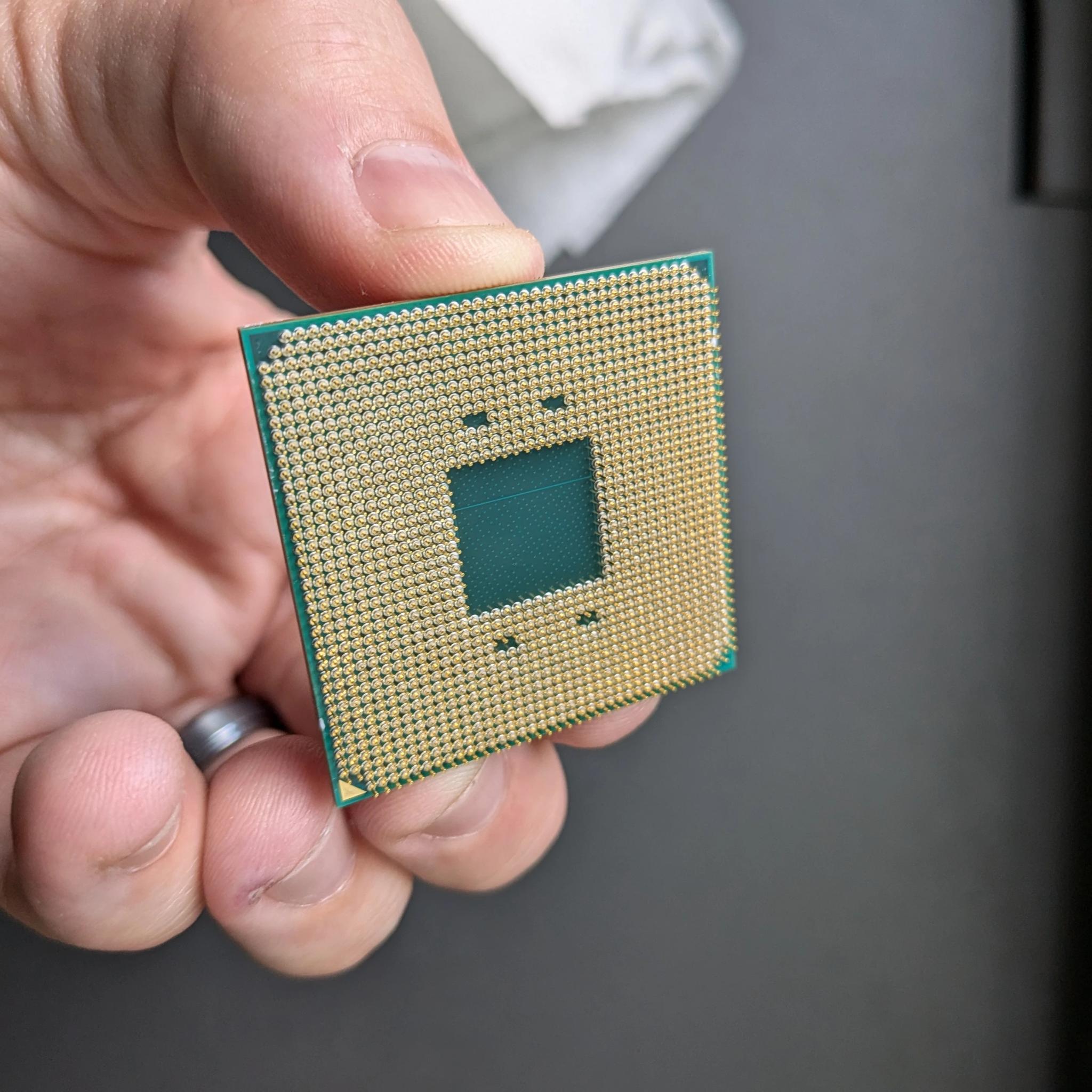 Gently Used AMD Ryzen 7 3700X