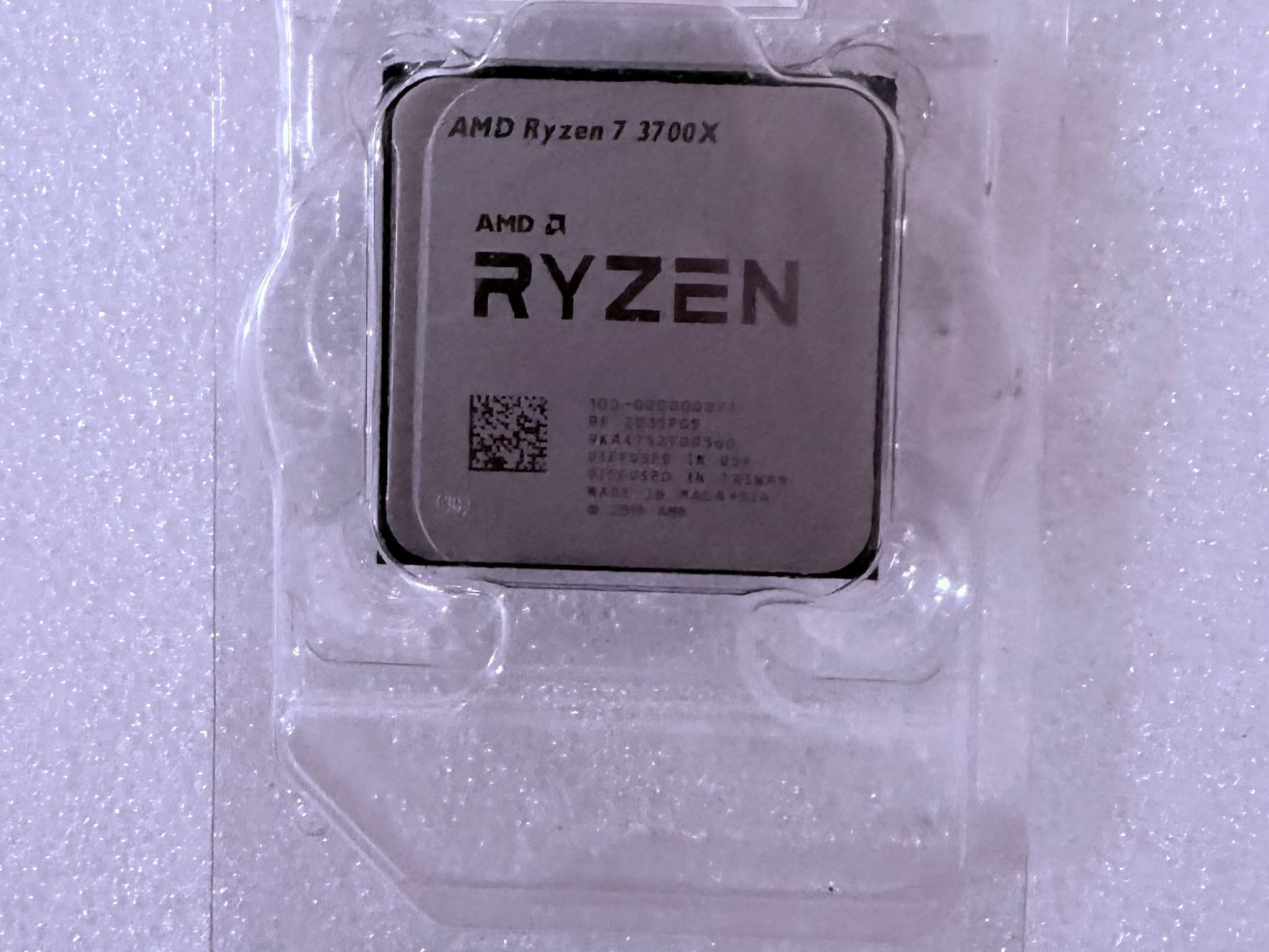 AMD Ryzen 7 3700X Free Shipping