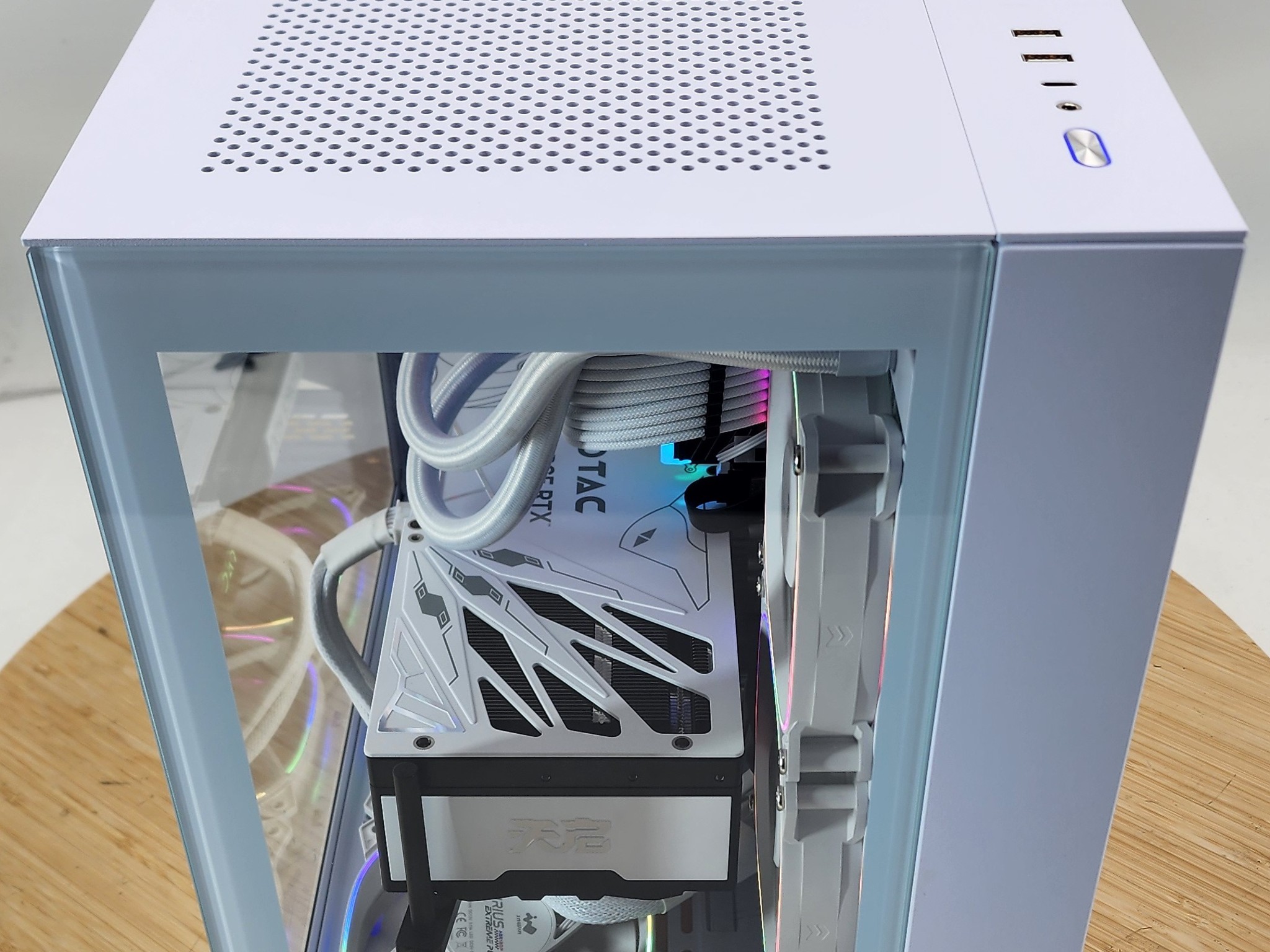 Gaming PC Ryzen 7 7800X3D 32GB RAM 1TB SSD RTX 5070 12GB Windows 11 Computer