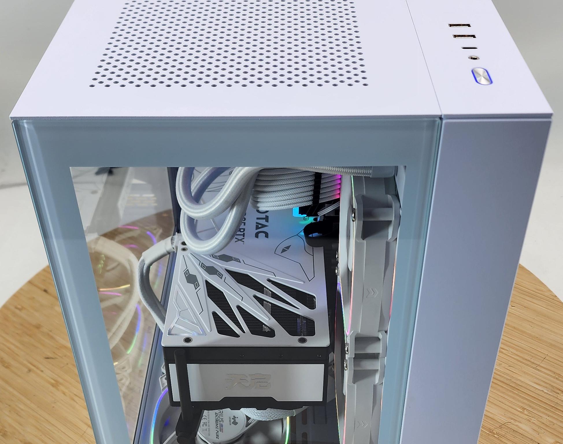 Gaming PC Ryzen 7 7800X3D 32GB RAM 1TB SSD RTX 5070 12GB Windows 11 Computer