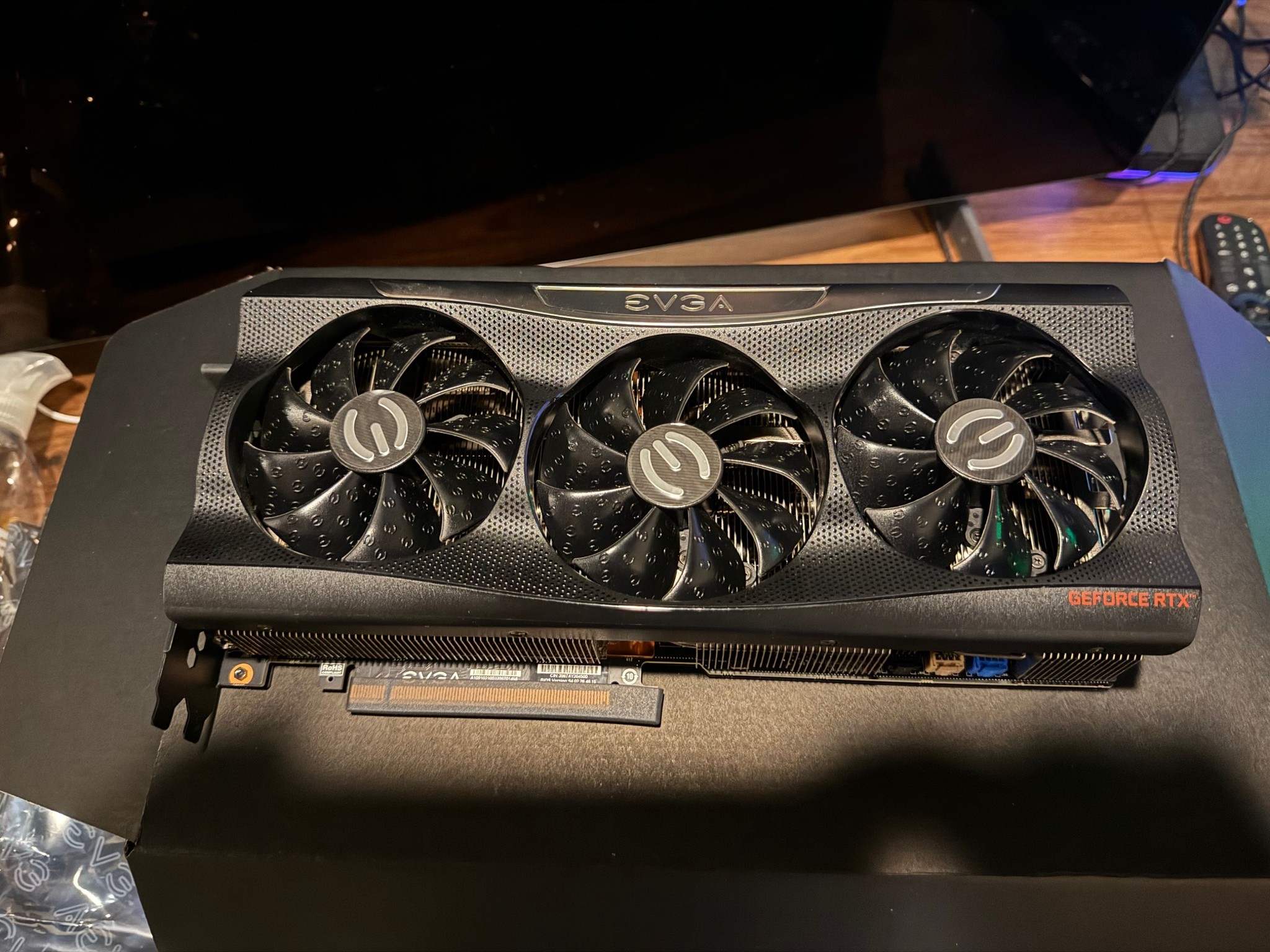 EVGA GeForce RTX 3090 FTW3 ULTRA / Used in mint condition / Original packaging with photos