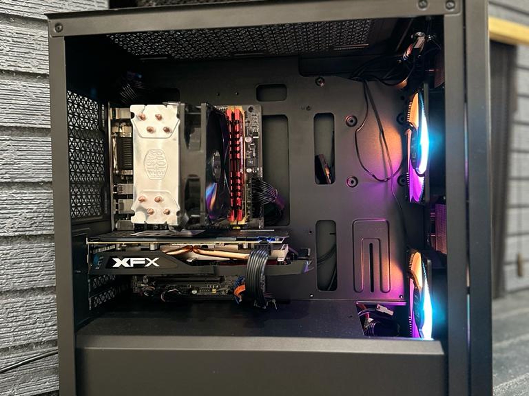 Intel i5/RX 570, 16GB RAM, 240+1TB SSD, 500W Budget Static RGB Gaming PC
