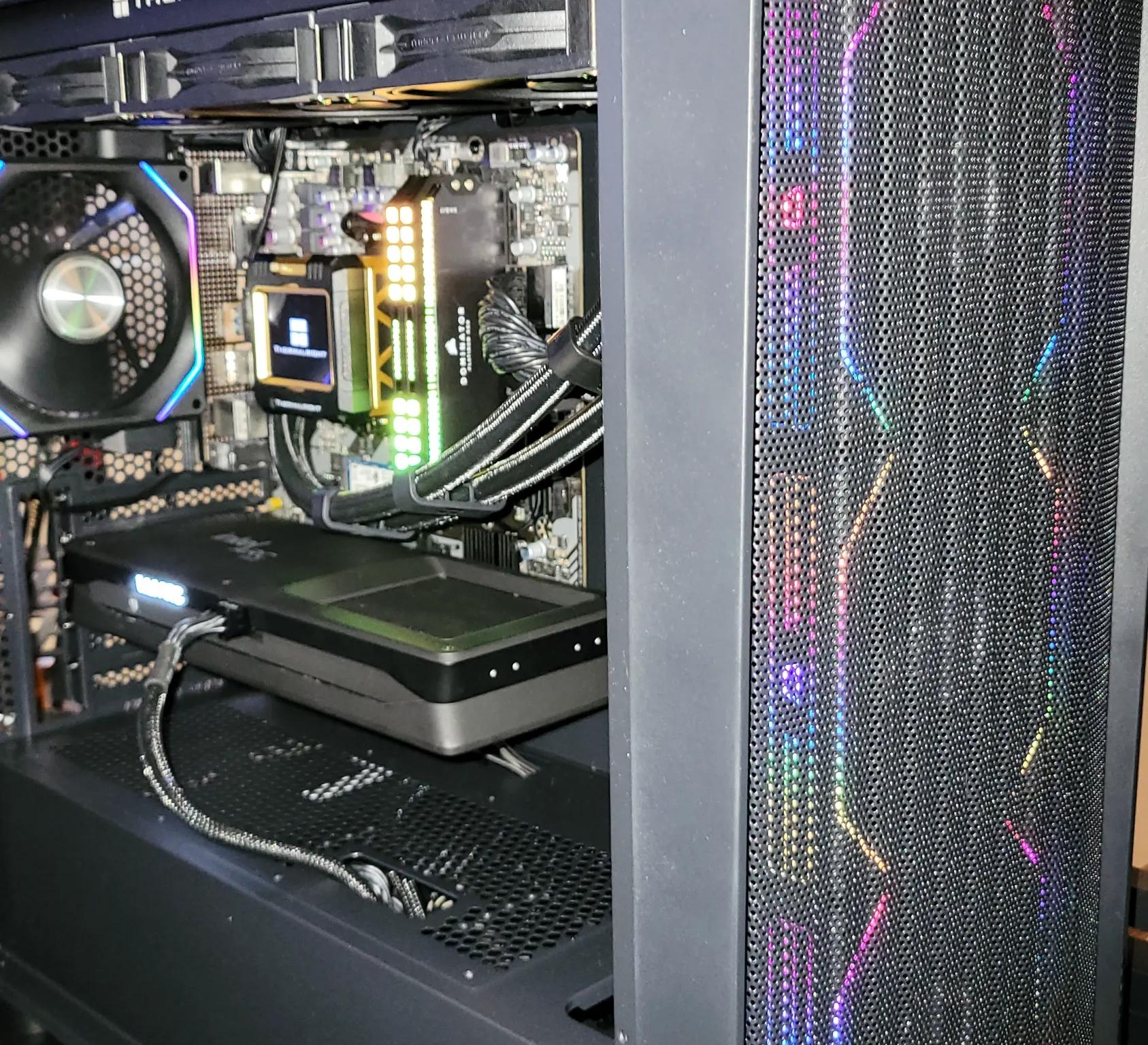 🖤🔥 Fiery Blackout MicroATX • Arc B550 LE• Benchmark-Tuned & Silent