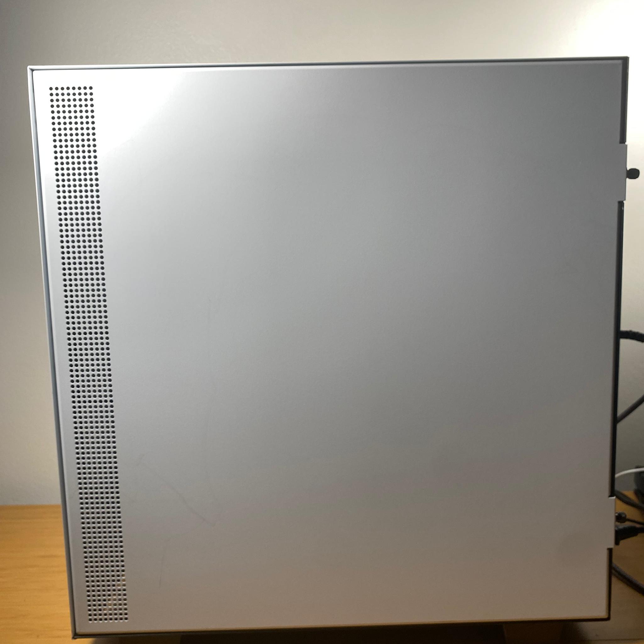 RTX 2070 i5-10400F Gaming Pc NZHT