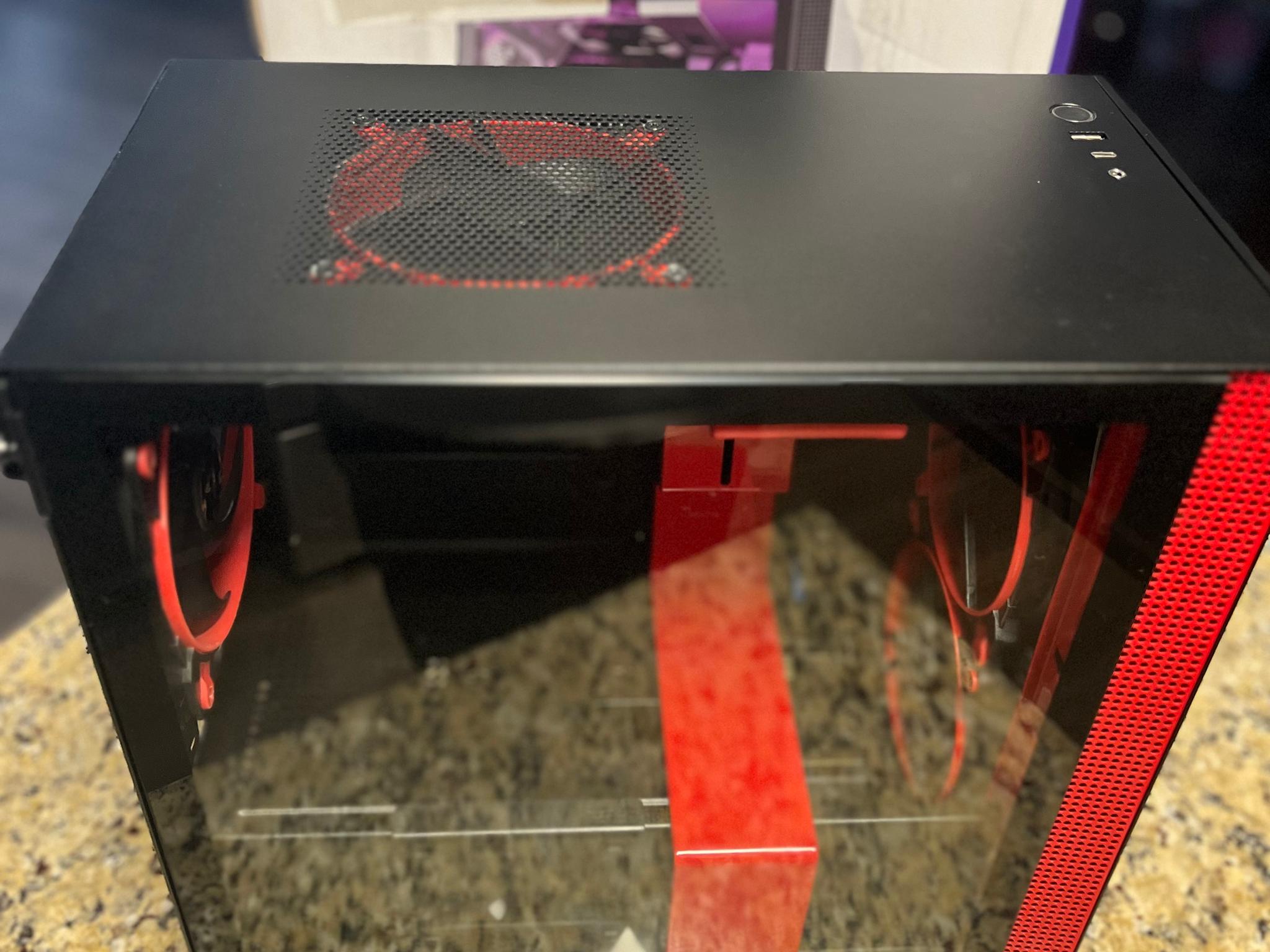 MSI GTX 1070 Gaming + NZXT H210i ITX case