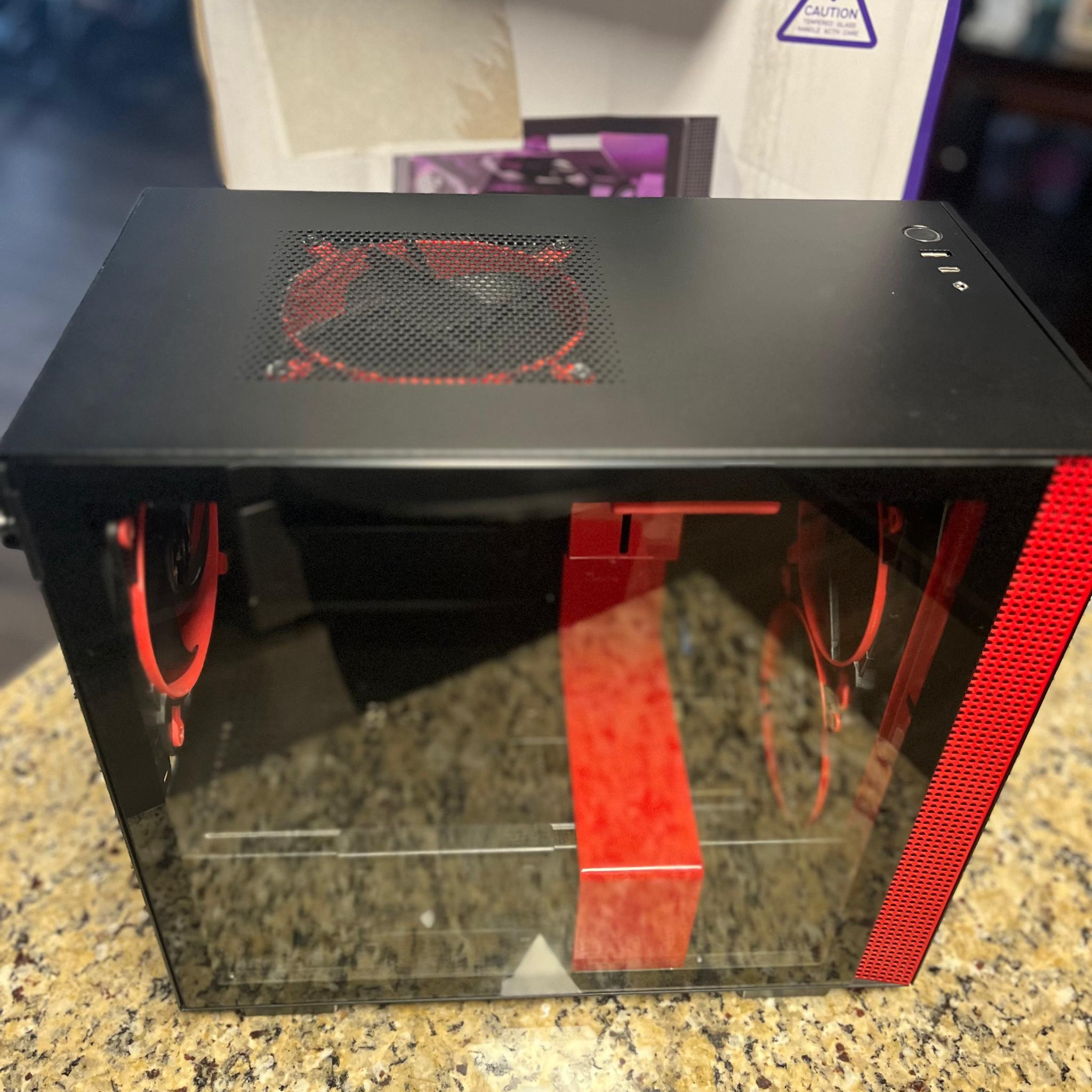 MSI GTX 1070 Gaming + NZXT H210i ITX case
