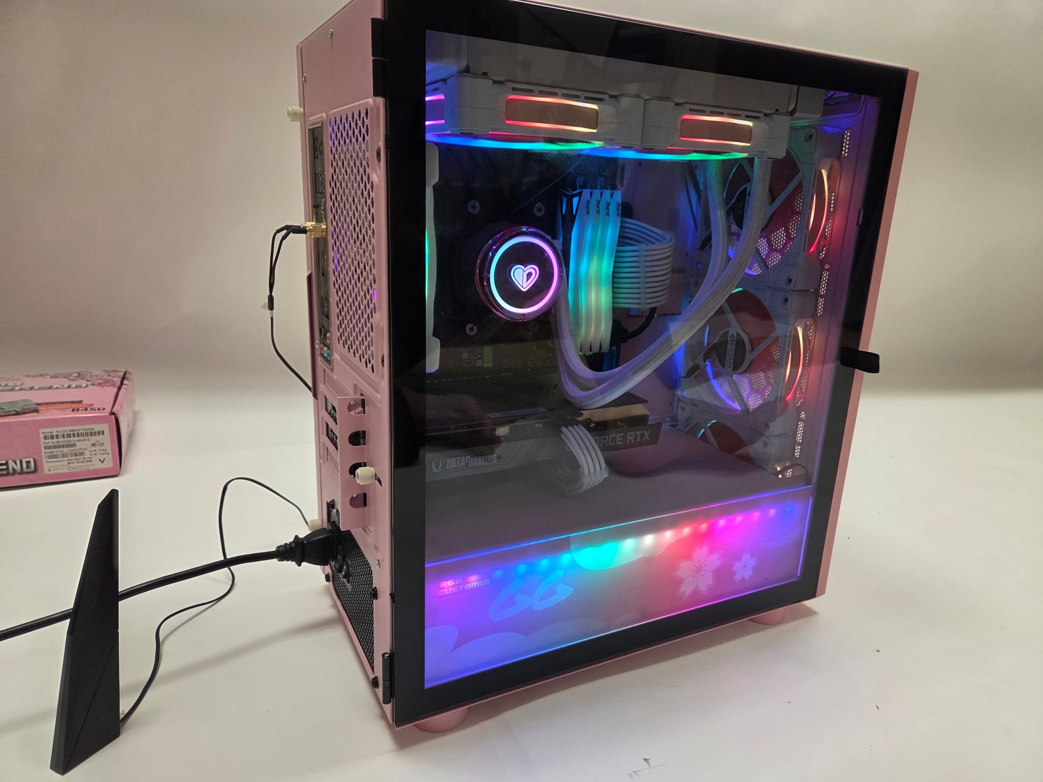 Pink gaming pc