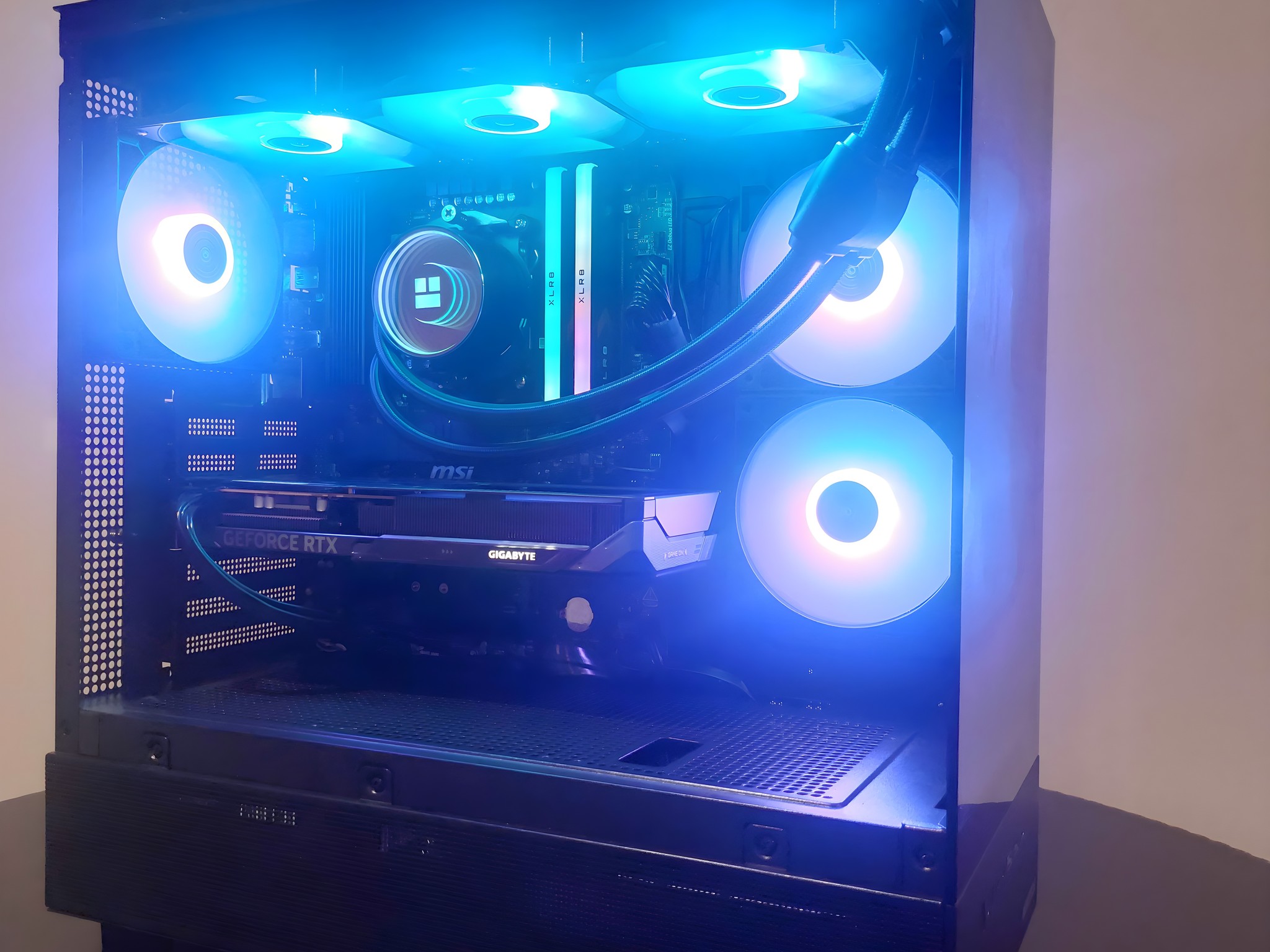 Performance Ryzen 5 9600x, RTX 5060, 32 GB DDR5 RAM, Custom Built Gaming PC Windows 11