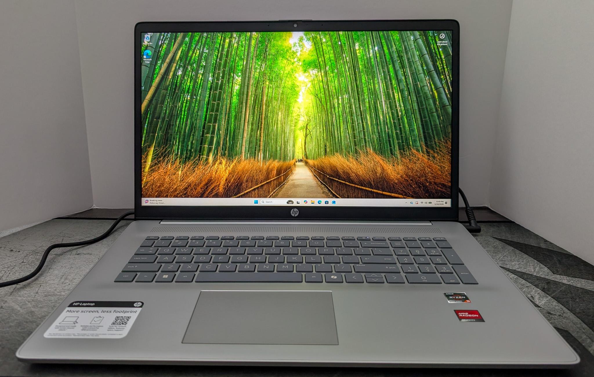 HP 17.3" Laptop 17-cp2025dx – Ryzen 5, 8GB RAM, 512GB SSD, Windows 11