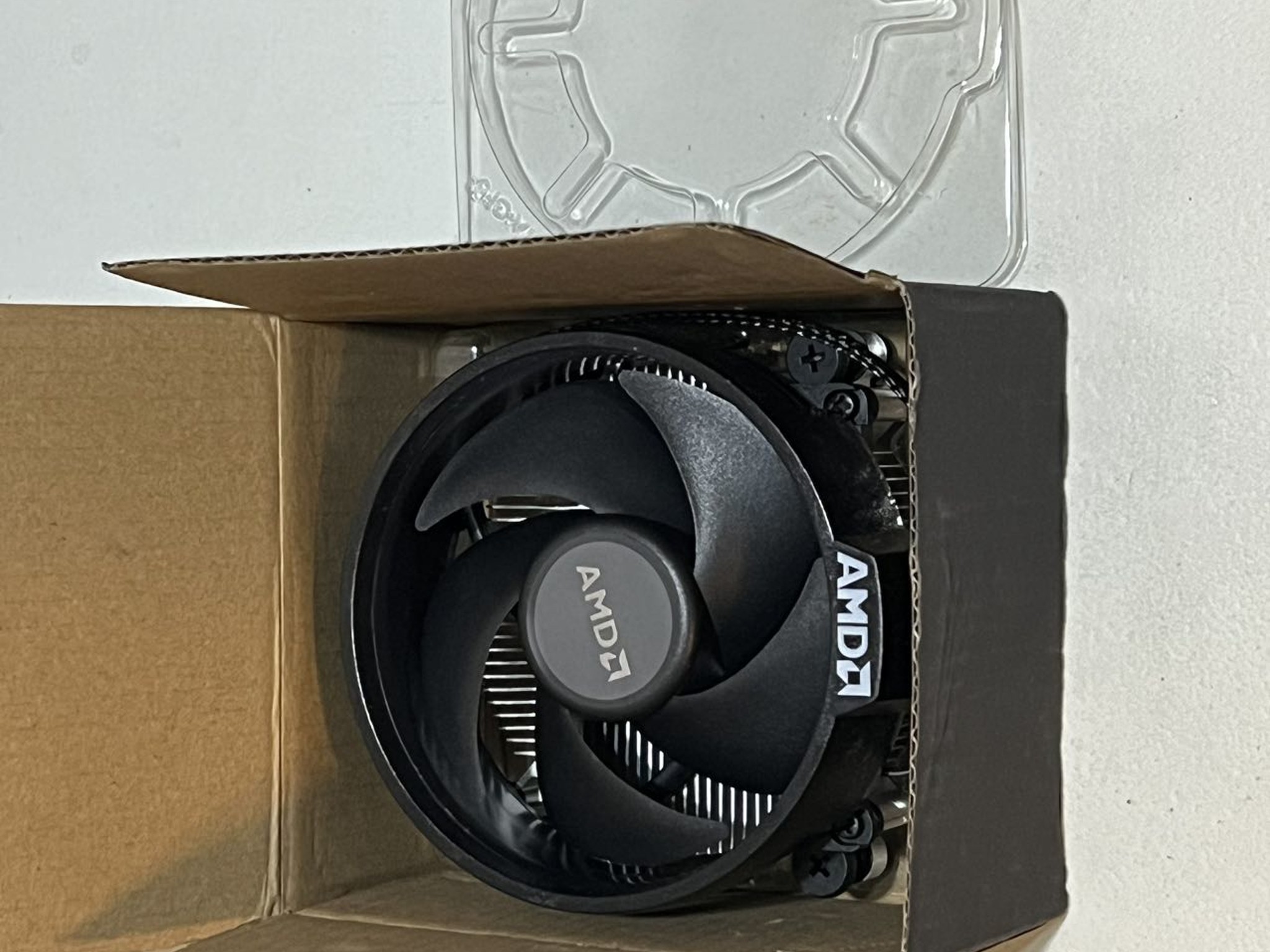Brand New AMD Wraith Stealth Cooler Free Shipping ! !