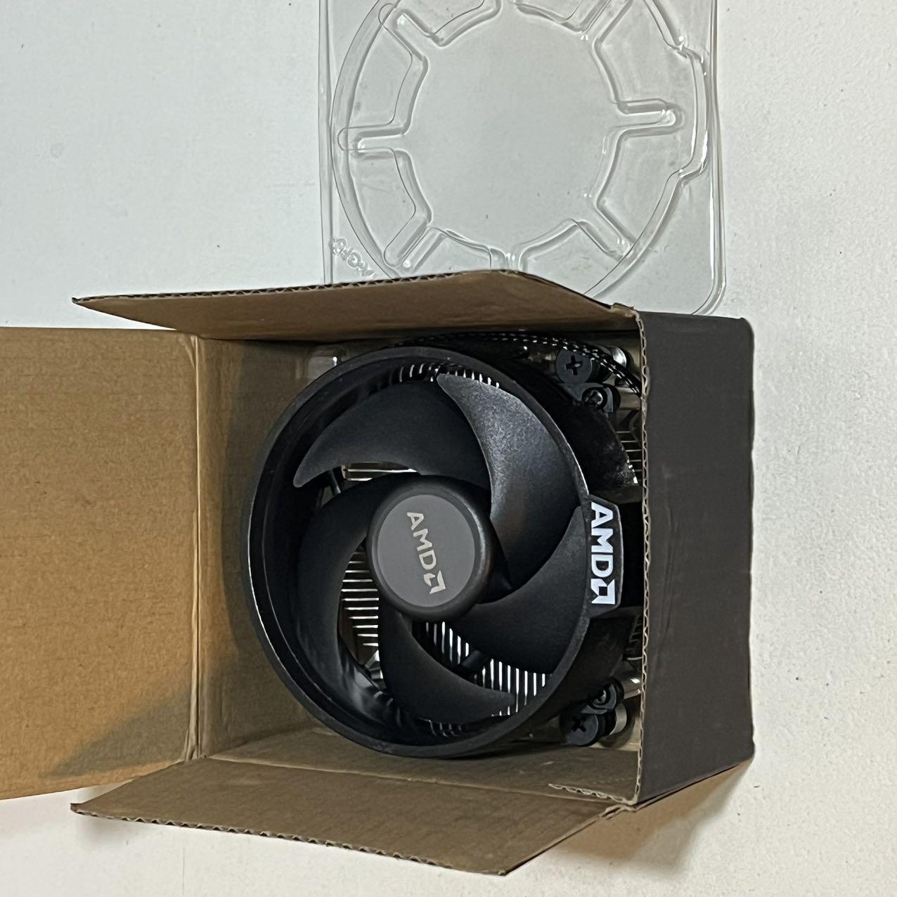 Brand New AMD Wraith Stealth Cooler Free Shipping ! !