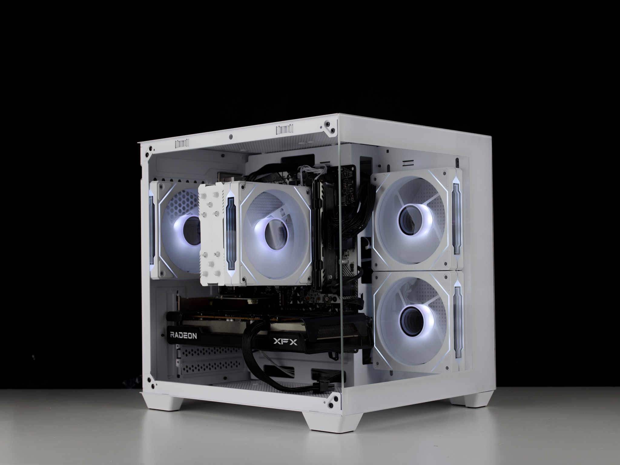 🧊❄️🧊 White Gaming PC – RX 6600, Ryzen 5 3600, 16GB RAM, 512GB SSD - WiFi, BlueTooth