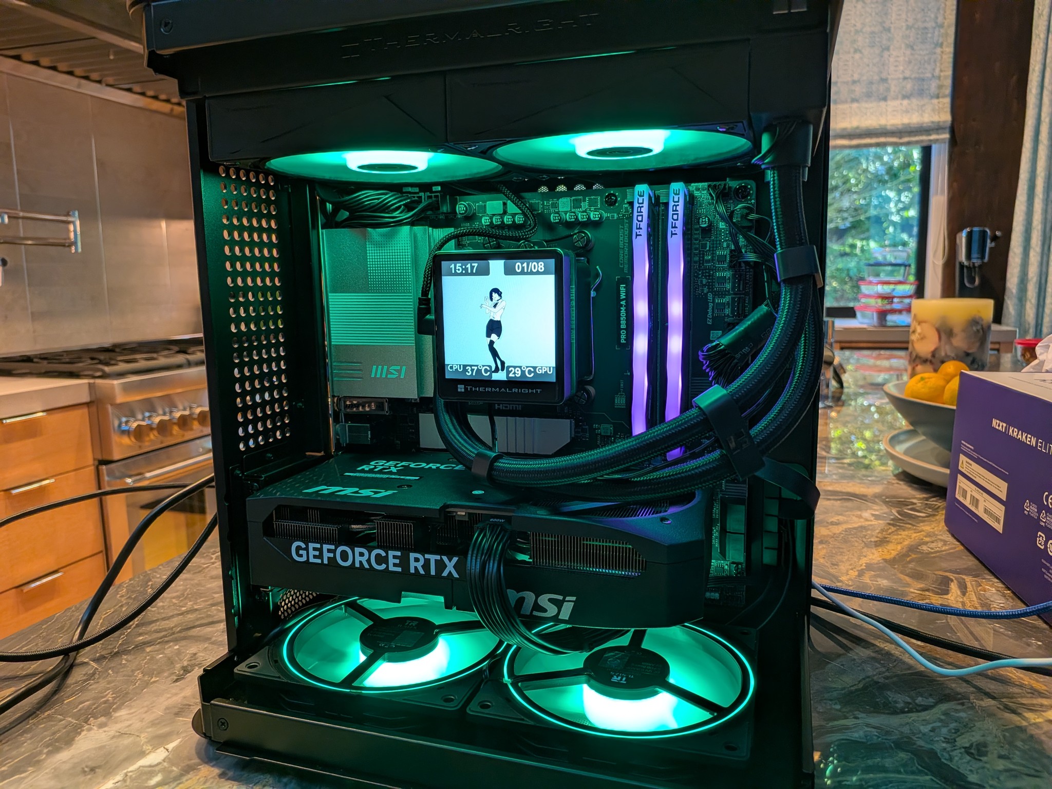 Bomb Devil - RTX 5070, Ryzen 7 9700X, 32 GB DDR5 RAM, 2 TB Gen 5 NVME, RGB, Liquid Cooled
