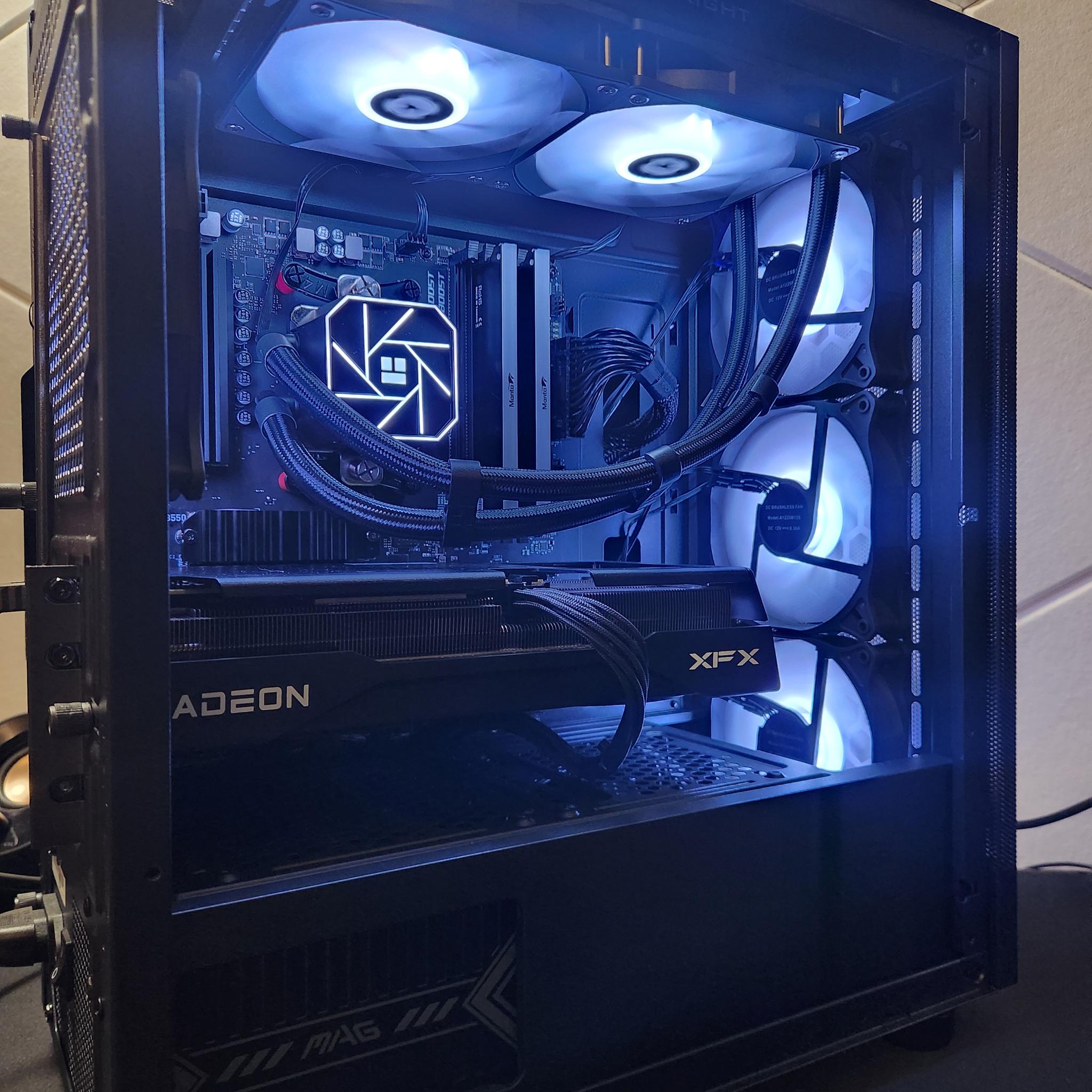 "Entry Level 1440p Gaming PC" RX 9060 XT 8GB | Ryzen 7 3700X | 32gb DDR4 3200Mhz | 1Tb SSD | WIFI+BT