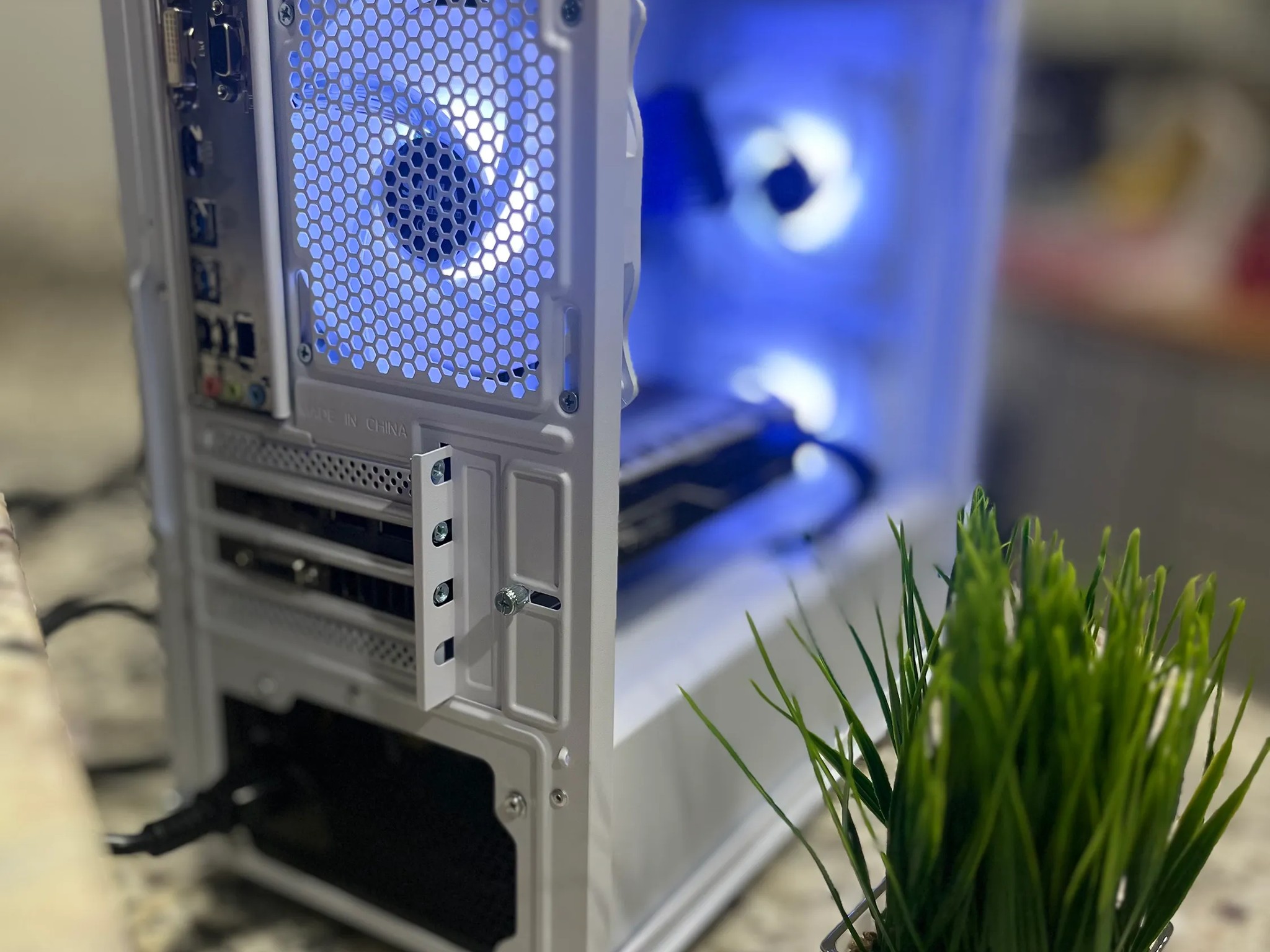 🖥🖱️White Gaming PC||AMD Ryzen 5 2600||Sapphire PULSE Radeon RX 580 8 GB||512 GB NVME🎮🕹️👾