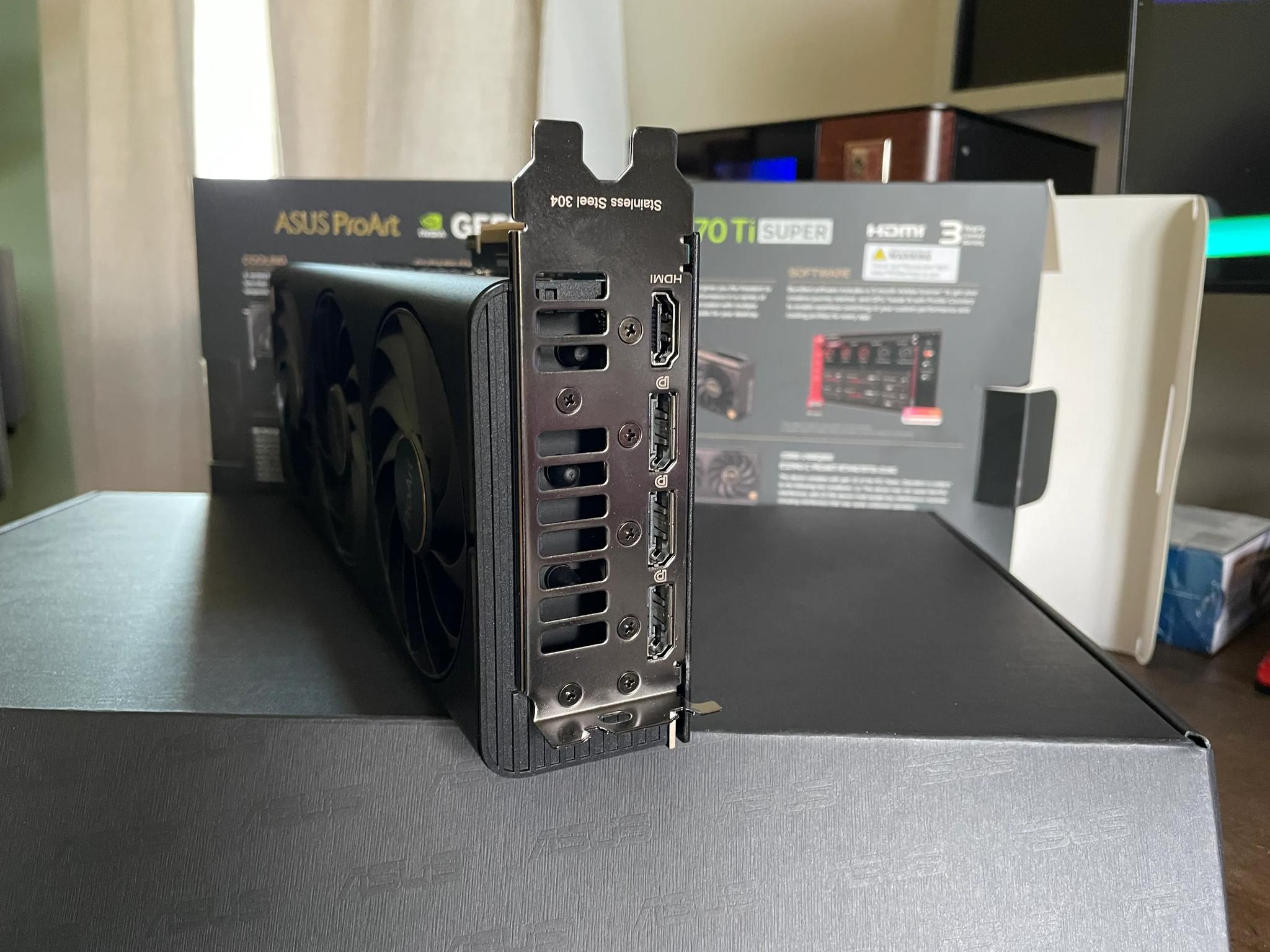 Asus Proart RTX 4070 Ti Super 16 GB