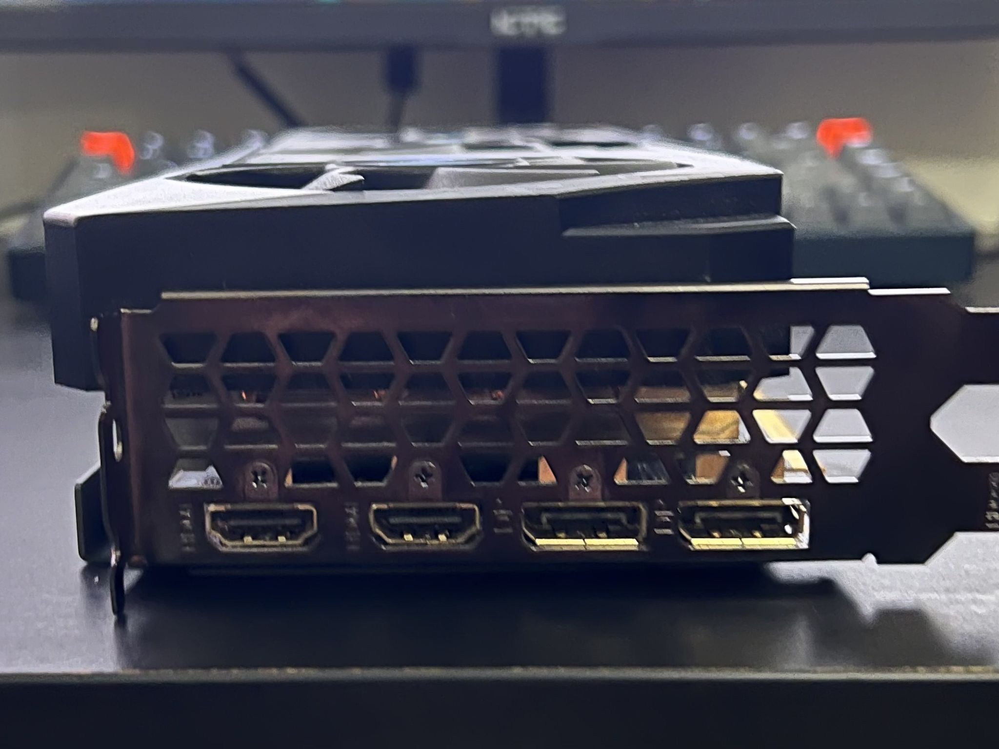 AORUS Radeon RX 6700 XT ELITE 12GB GDDR6 Graphics Card RGB