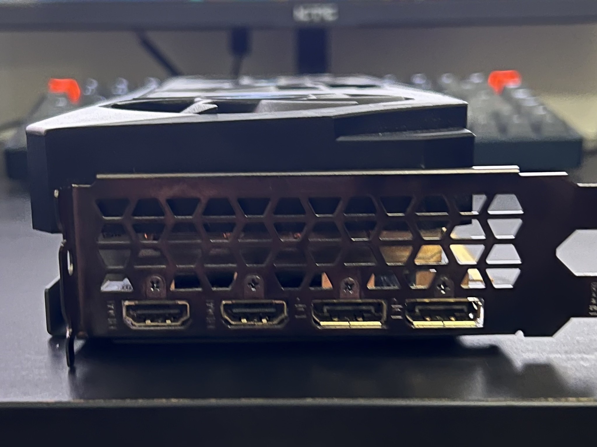 AORUS Radeon RX 6700 XT ELITE 12GB GDDR6 Graphics Card RGB