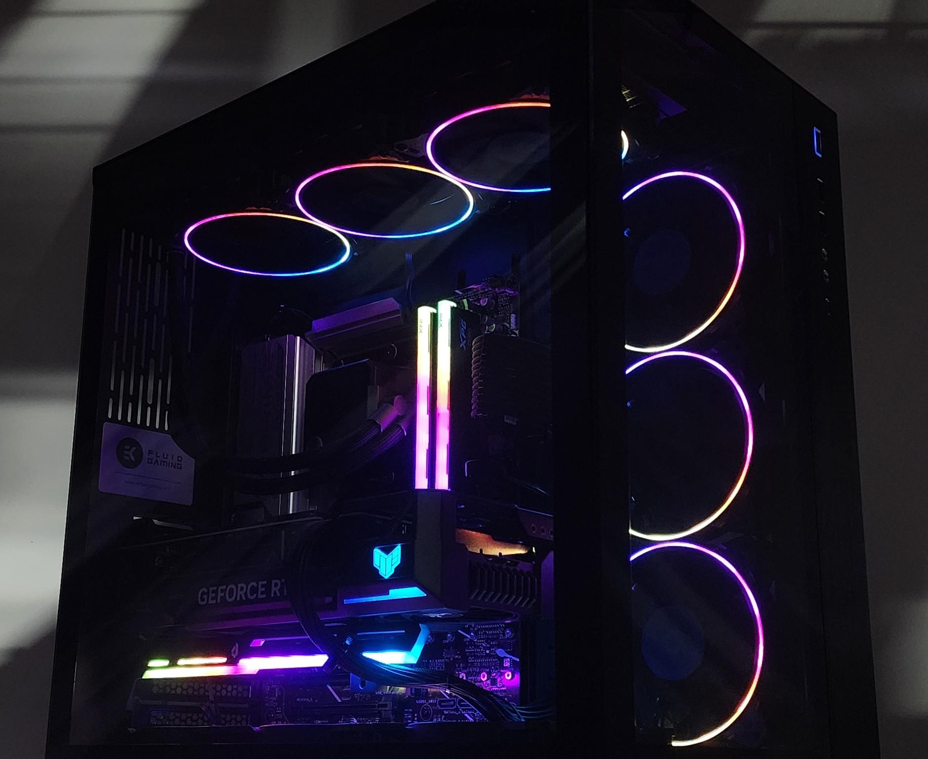 Gaming PC Ryzen 9 7950X3D 32GB RAM 1TB SSD RTX 4070 Ti 12GB Windows 11 PC