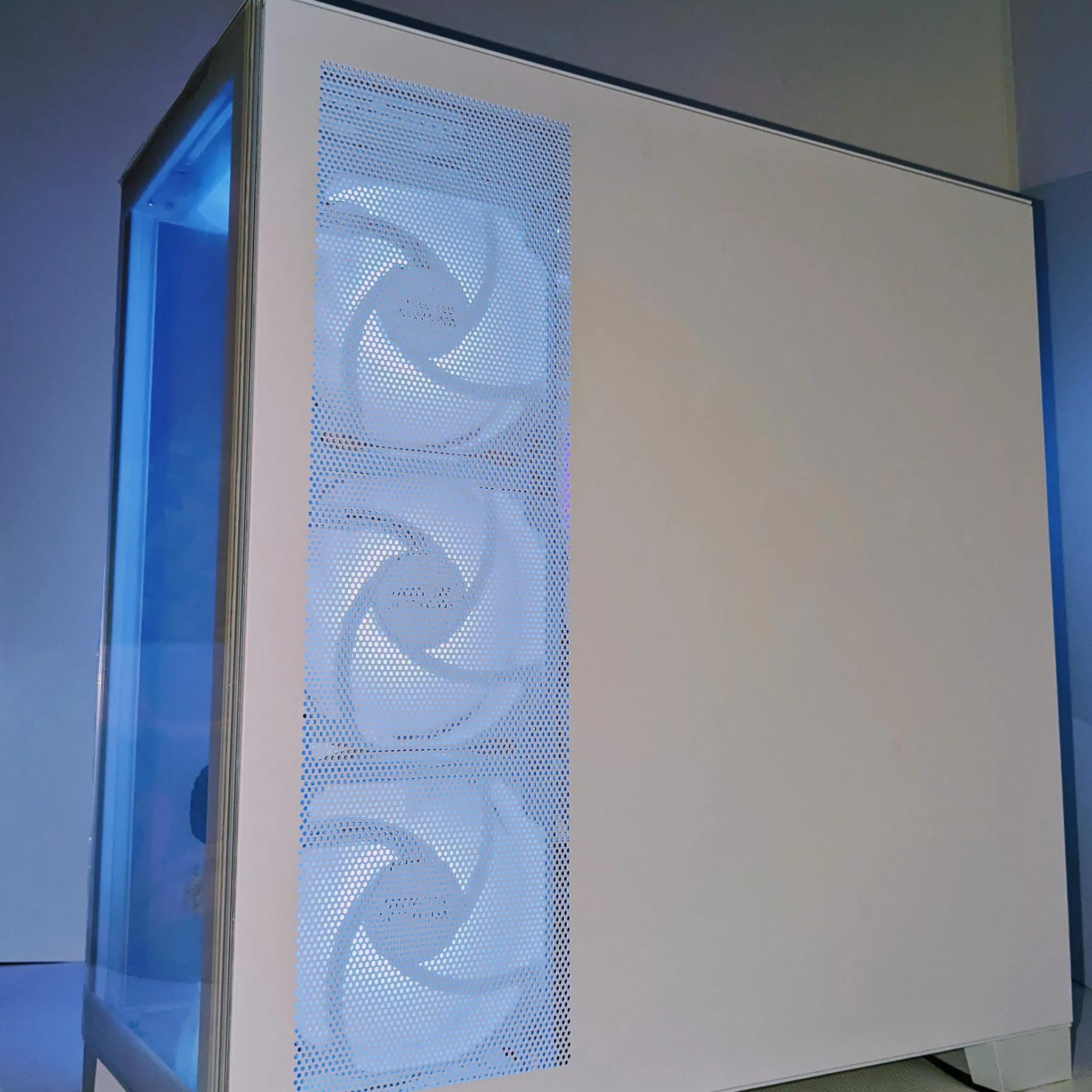 Blizzard King🧊👑| I7-7700| GTX 1080 8GB| 16GB Gloway RGB DDR4| 1TB NVMe SSD| Windows 11 Pro