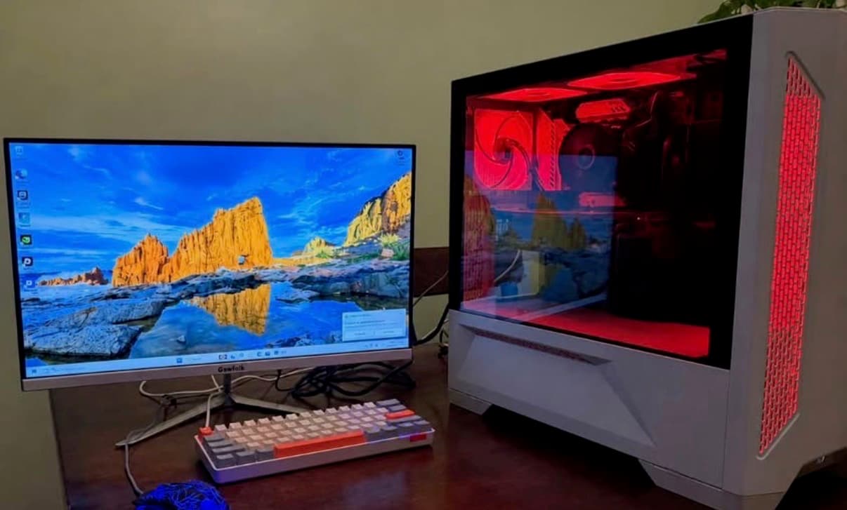 🐼 White & Black Panda Gaming PC  GeForce RTX 2060 Custom Gaming PC - Core i7-11700F, 16GB RAM