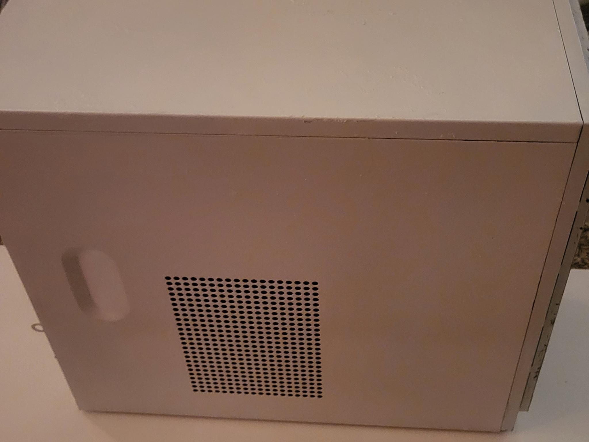 Budget Gaming PC: White and Wood