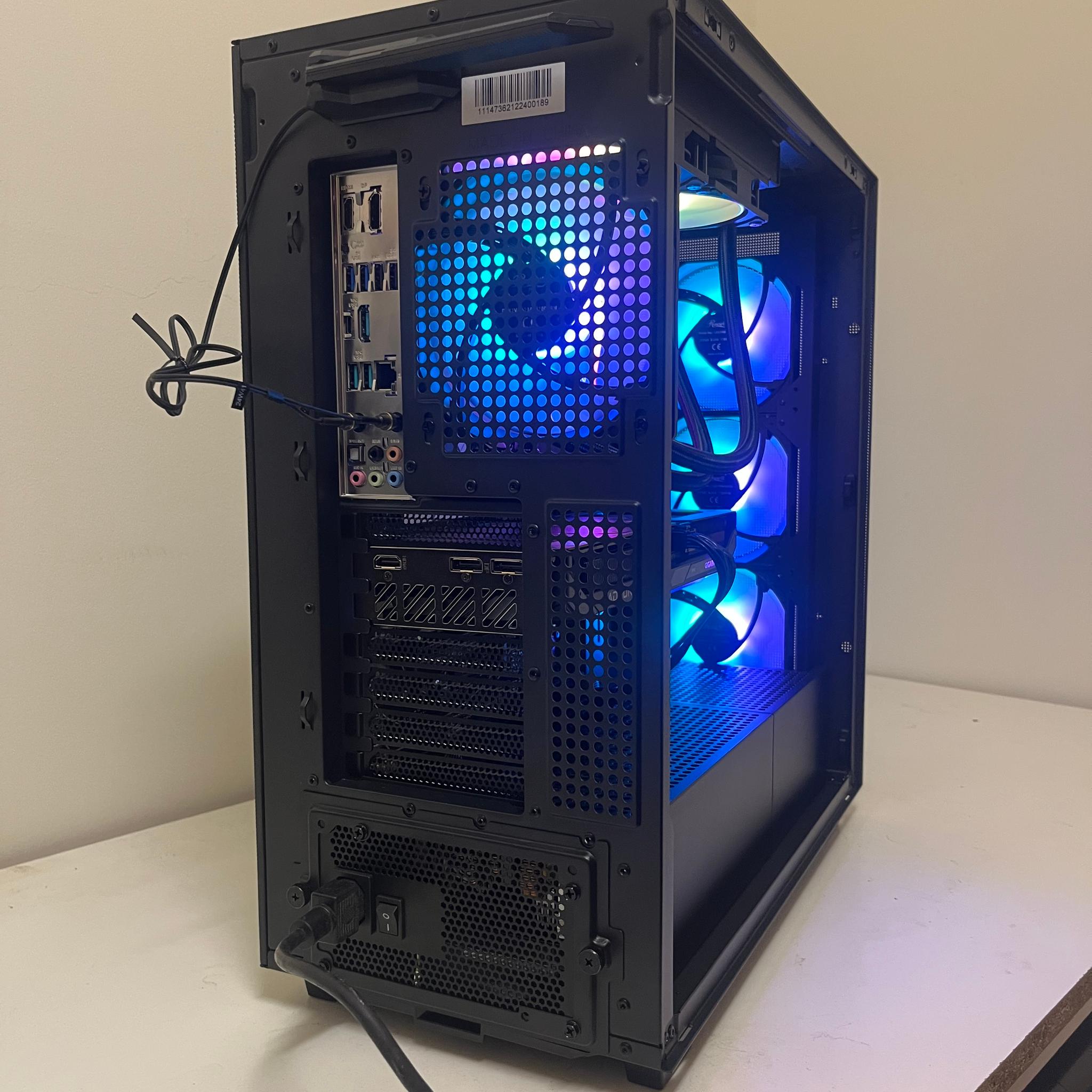 Gaming PC | Ryzen 7 7700X | RX 9060 XT 16GB