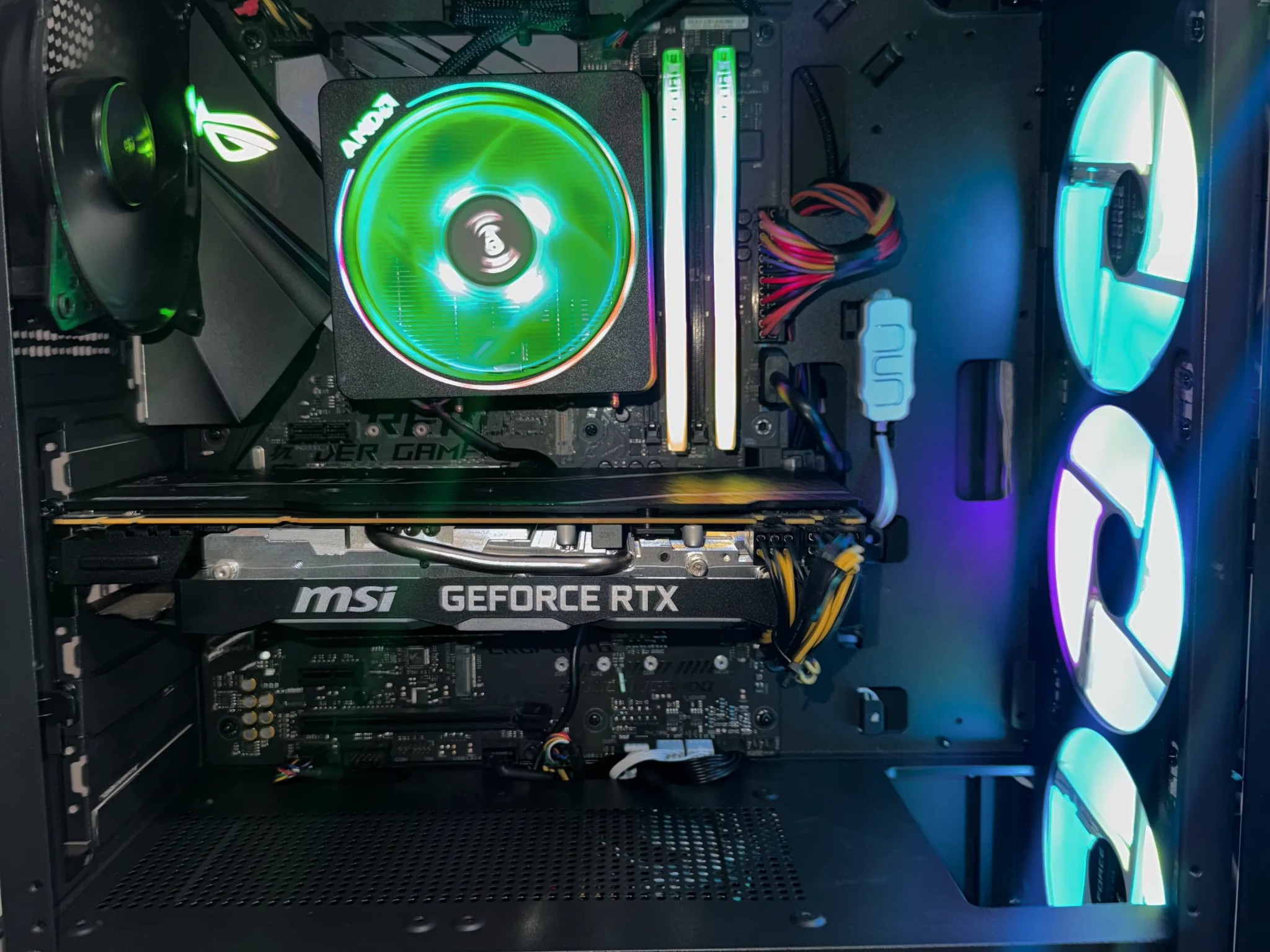 Gaming PC – Ryzen 7 2700X,RTX 2070 Super, 32GB Ram,360GB SSD+1TB HDD