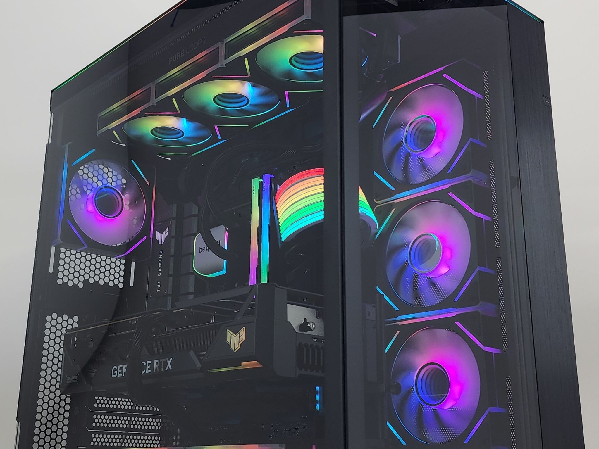 Gaming PC Ryzen 9 9950X3D 32GB RAM 2TB SSD RTX 4080 SUPER 16GB Win11 Computer