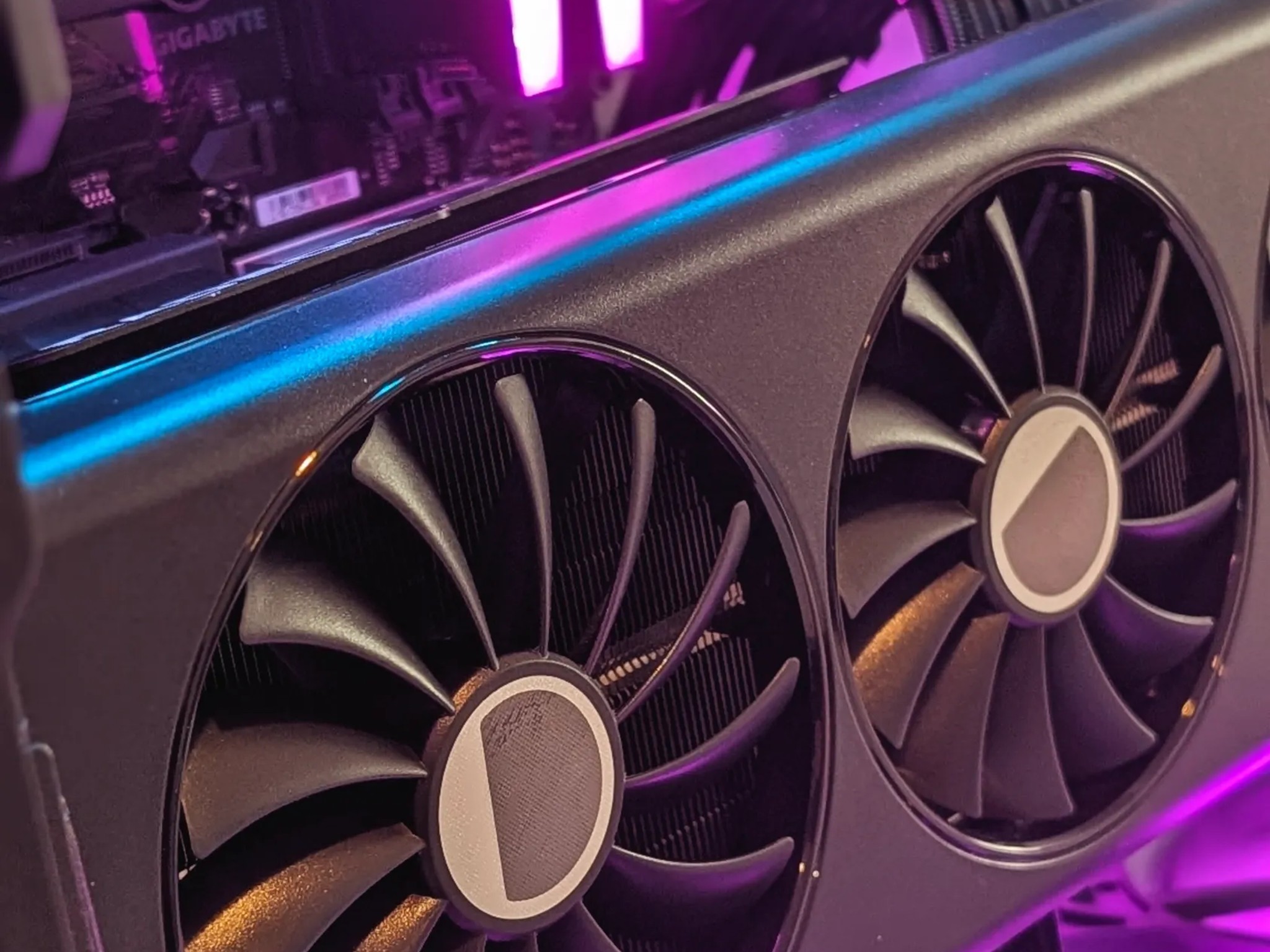 AMD BEAST | RX 7700XT | AMD RYZEN 9600X | 1TB NVME SSD | 32GB DDR5 6000MT/S | ARGB | WATER COOLED