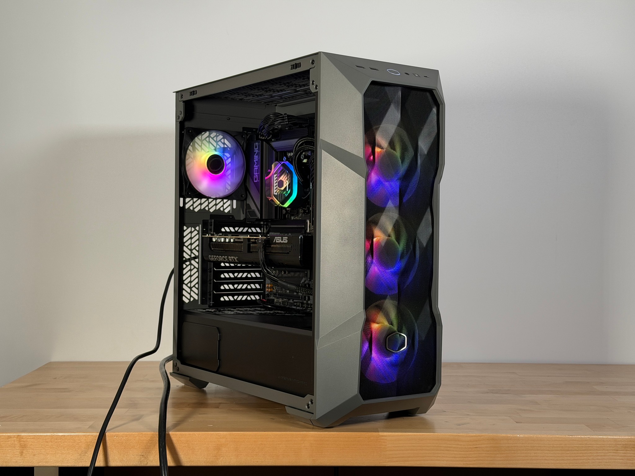 RTX 5070ti Ryzen 7 7800x3d Gaming PC