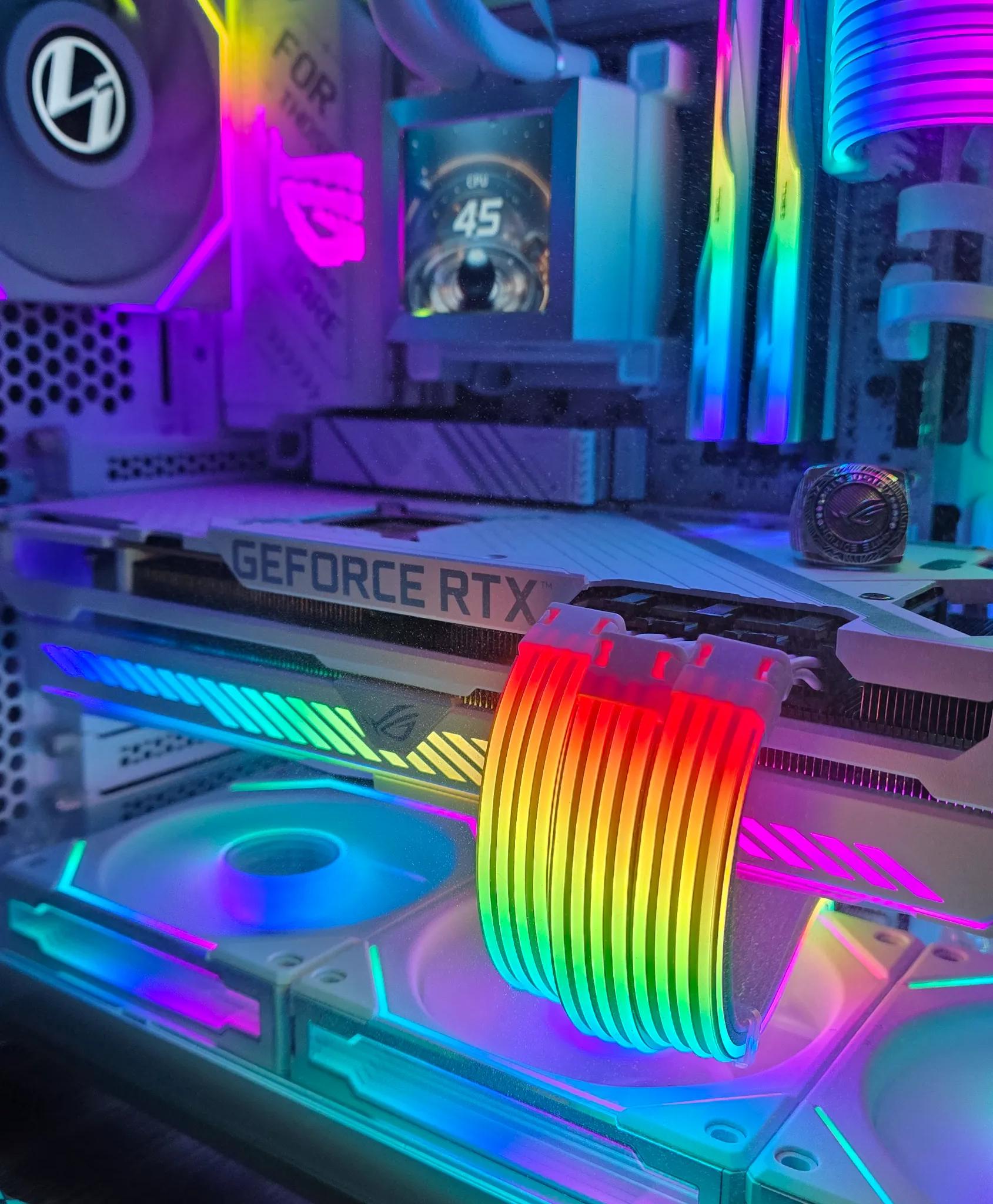 Like New! ASUS STRIX RTX 3090 (White Edition)
