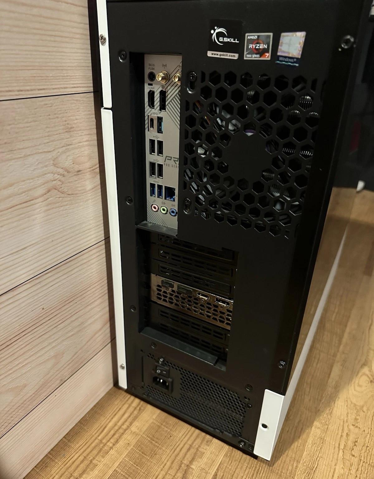 Powerful Ryzen 7 7700X RTX 3060 Ti Gaming PC - 32GB DDR5, 512GB SSD PLUG N PLAY!
