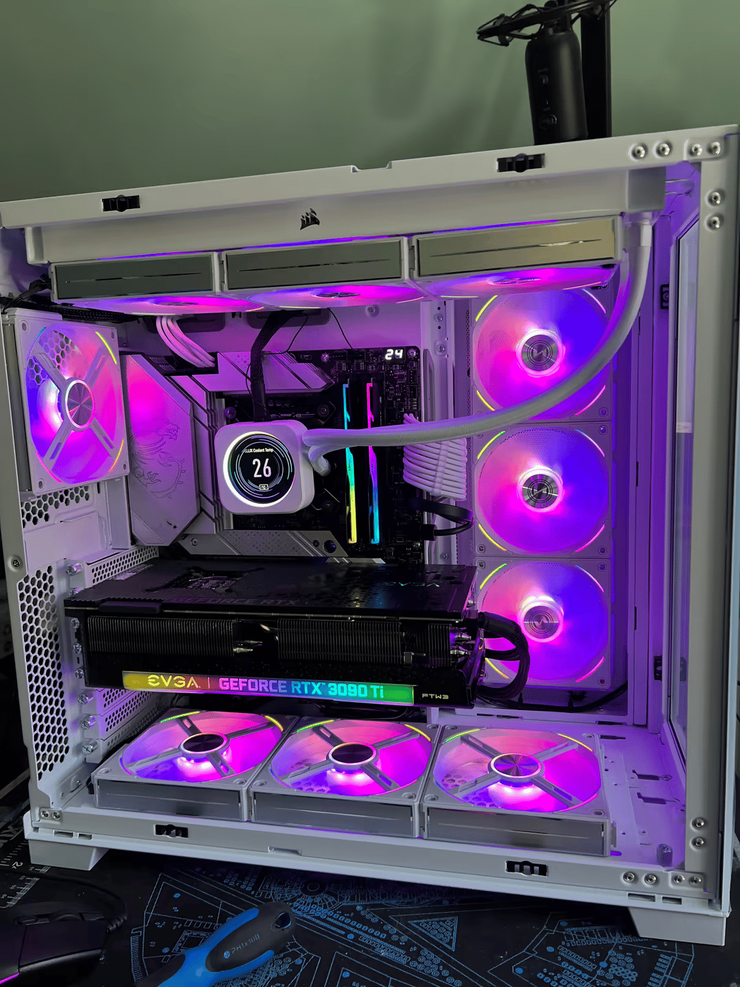 Project Snow White 12900k 3090ti