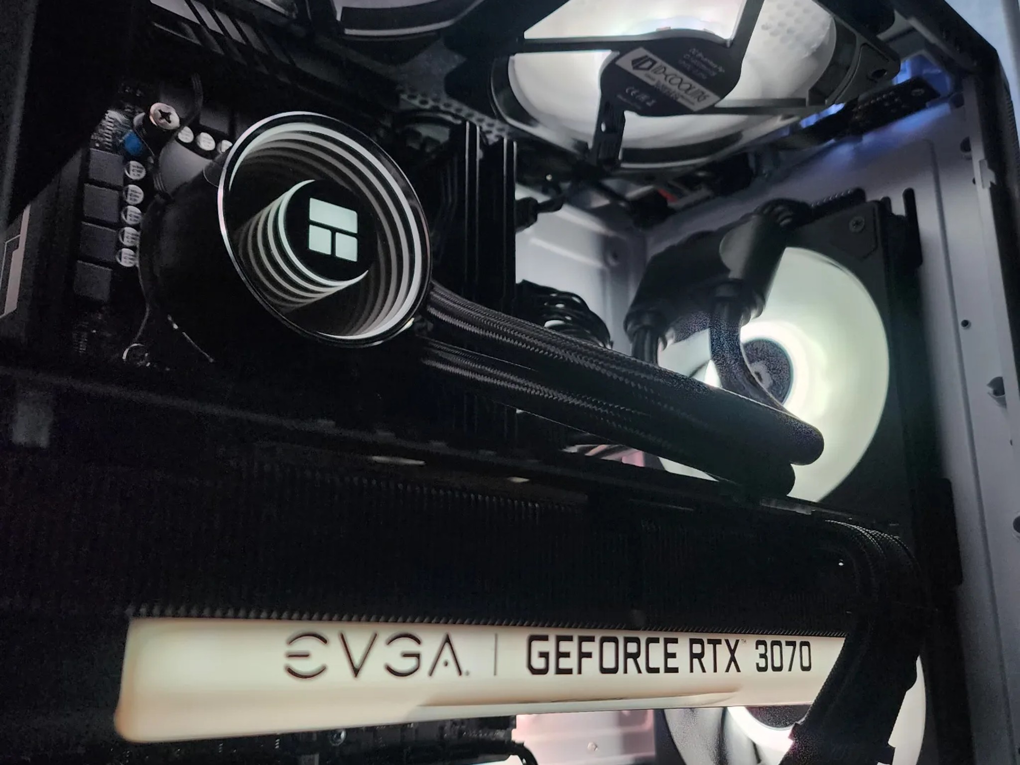🐻‍❄🐻‍❄🐻‍❄ EVGA RTX 3070 FTW3 // Intel Core i5 12400 // Neo Forza 16GB 3600MHz // Crucial 1TB NVMe