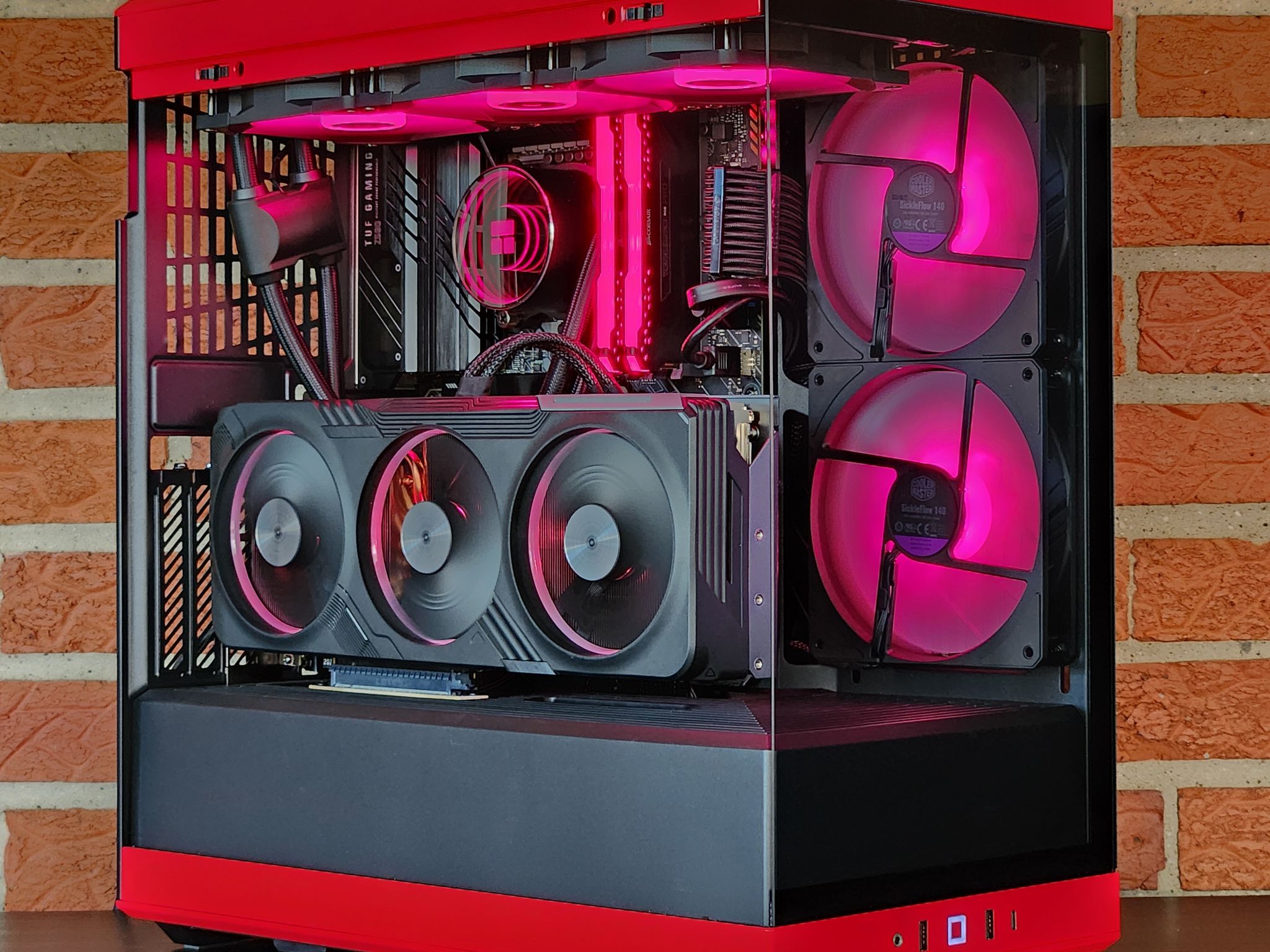 RTX 4070 Ti // i9 11900k // 360MM AIO // 32GB RAM // 1TB SSD