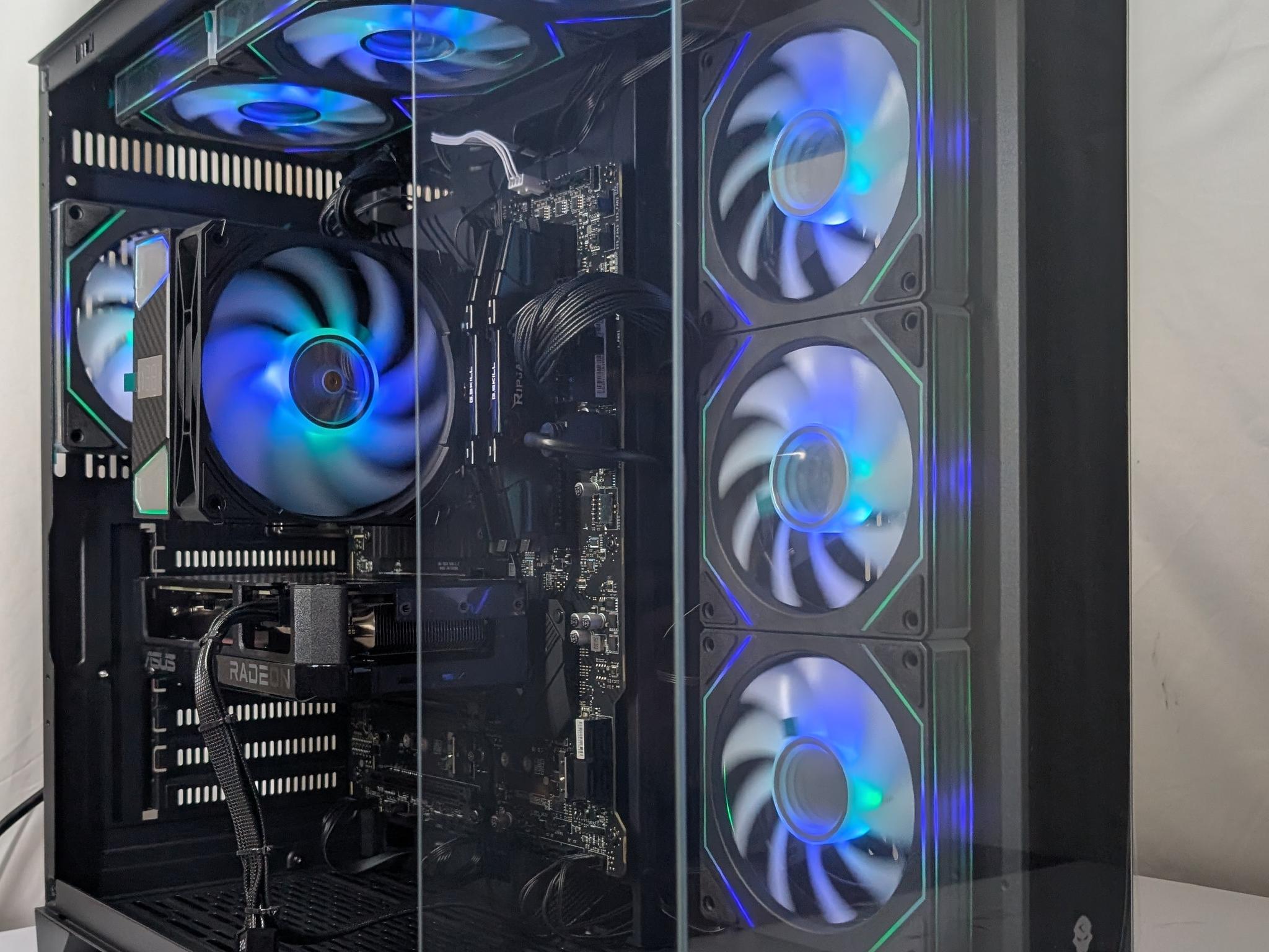 RX 9060XT 16GB | I7 12700KF | 1TB NVME | 32GB DDR4 | 750W