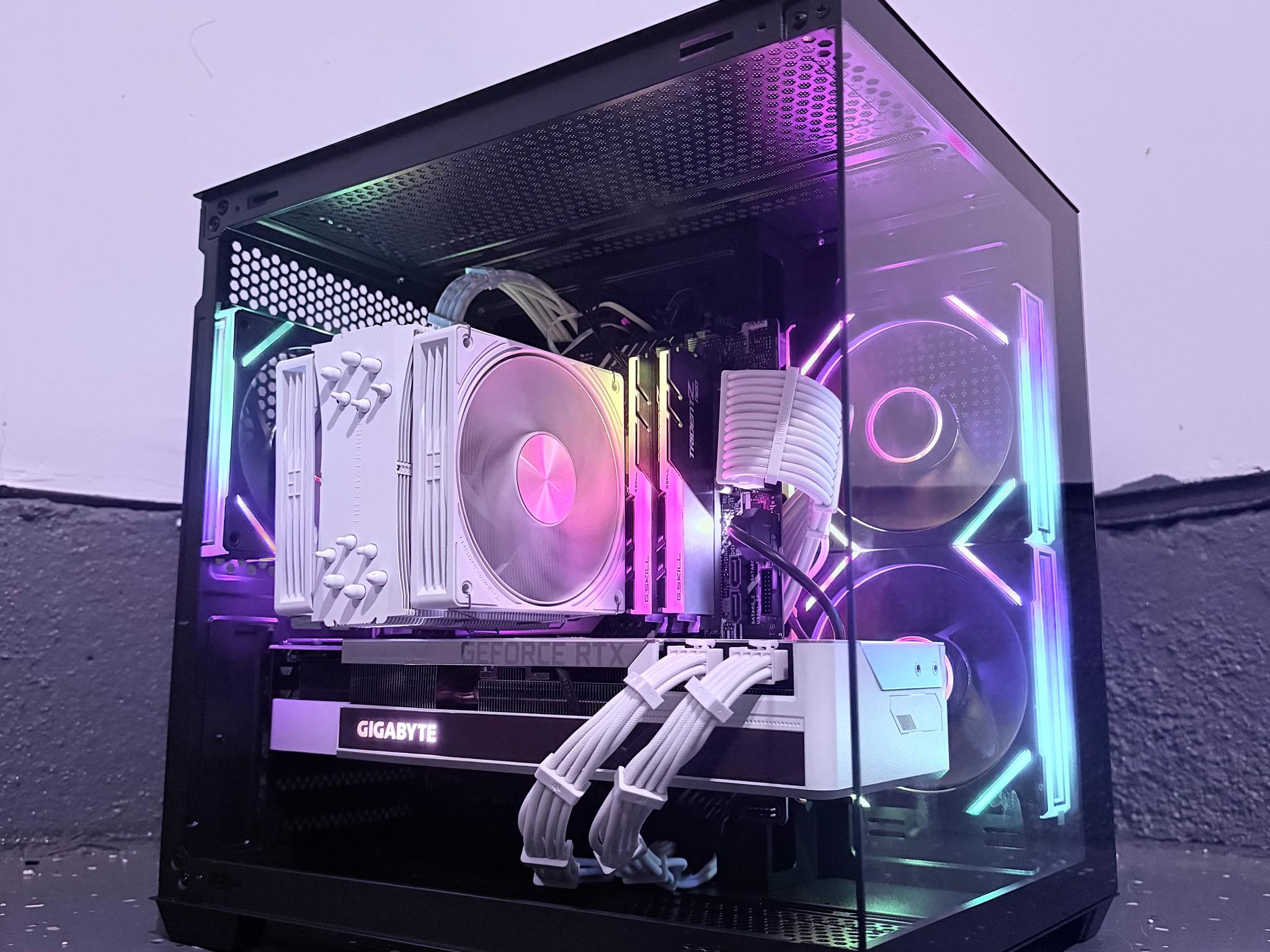 ⚪️"Ghost Spectrum"🌈| 1440p Gaming | RTX 3080 | i7 11700 | 32GB Ram | 1TB SSD | Free ShIpping