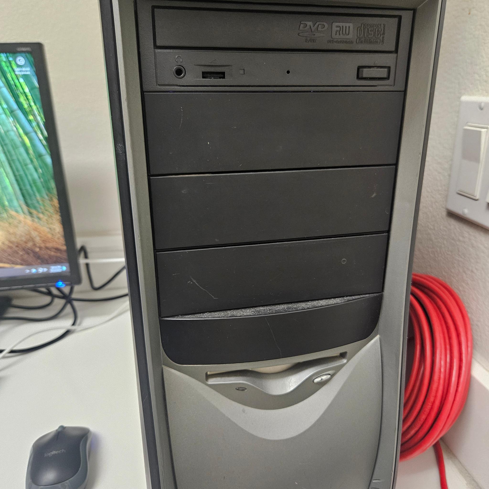 Soyori - The Sleeping Dragon PC Build