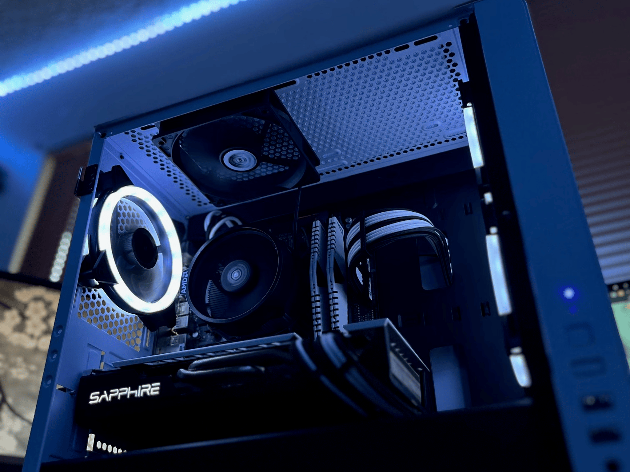 White Spade | Entry Level Gaming PC | Ryzen 3 3200G | RX 570 4GB